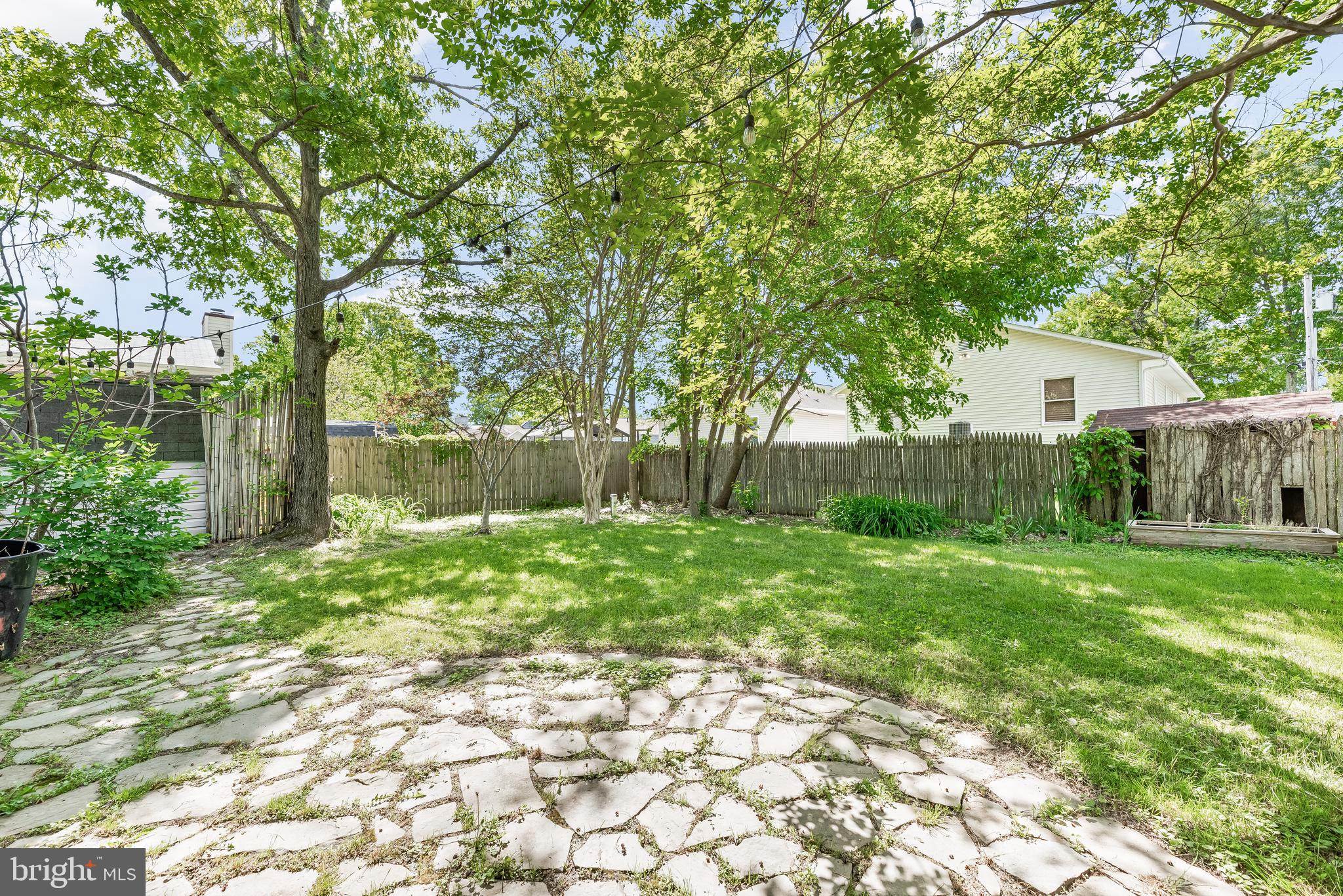 CEDARHURST ON THE BAY - Residential
