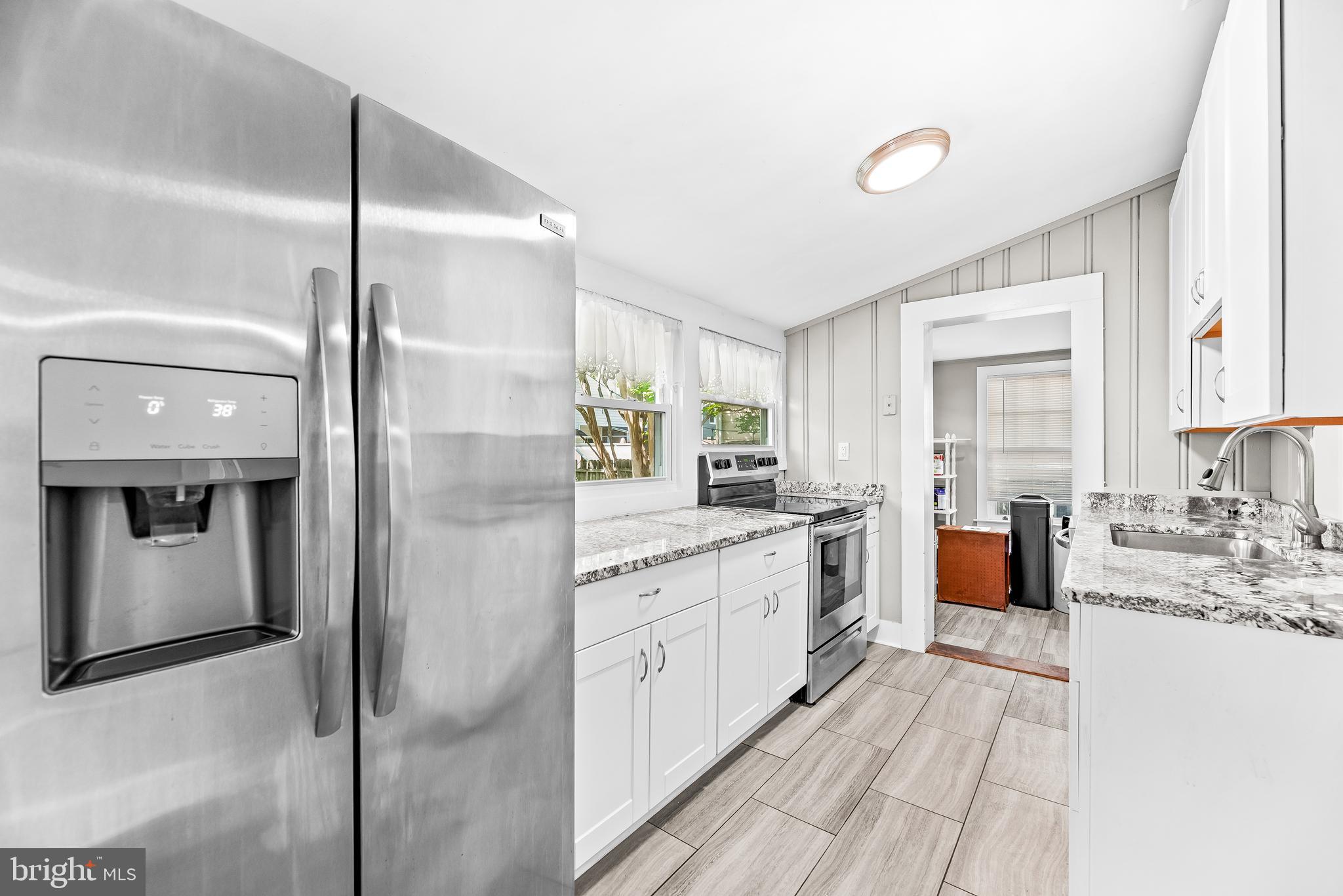 CEDARHURST ON THE BAY - Residential
