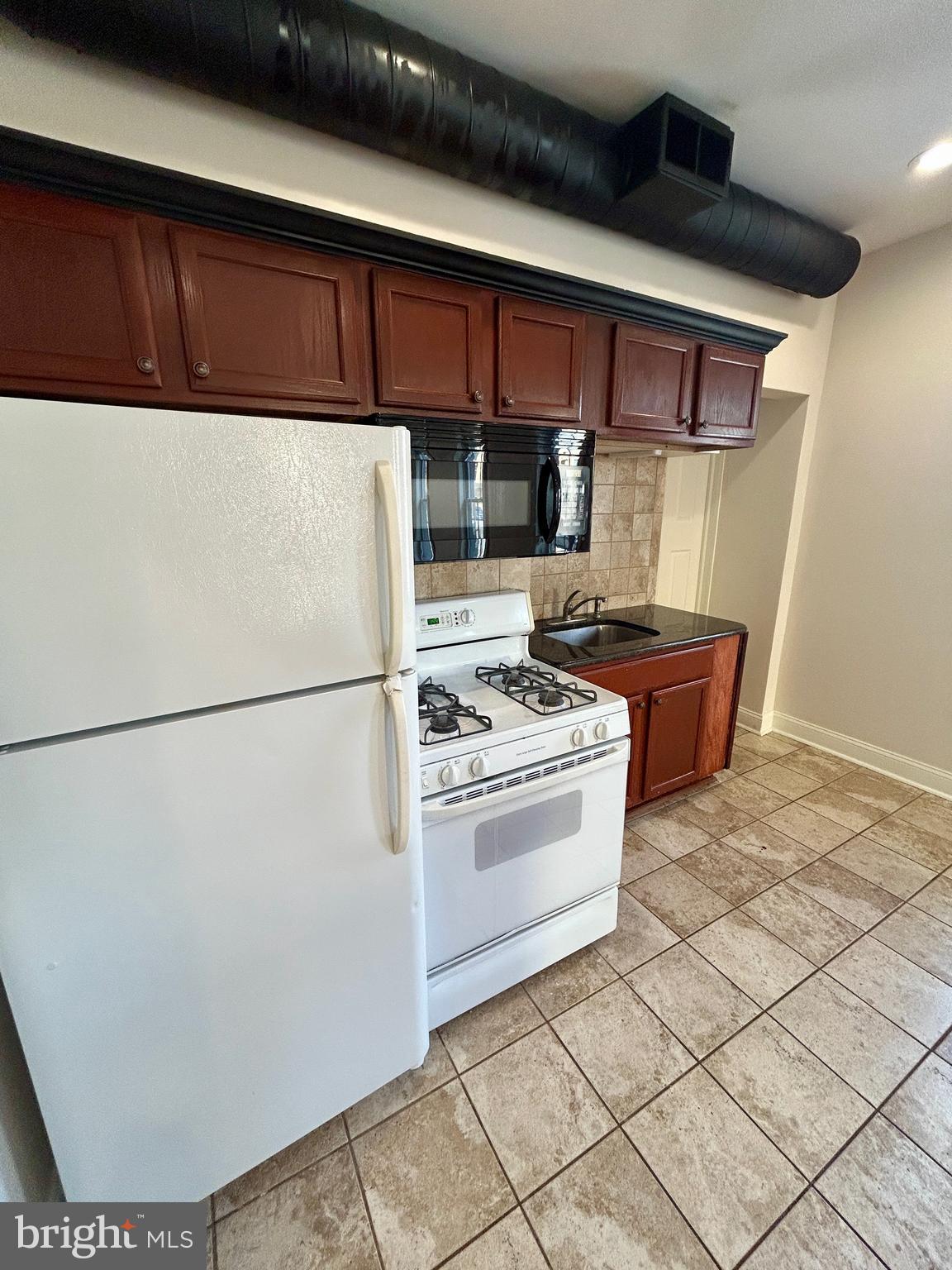 CONSHOHOCKEN - Residential Lease