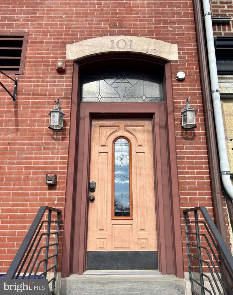 CONSHOHOCKEN - Residential Lease