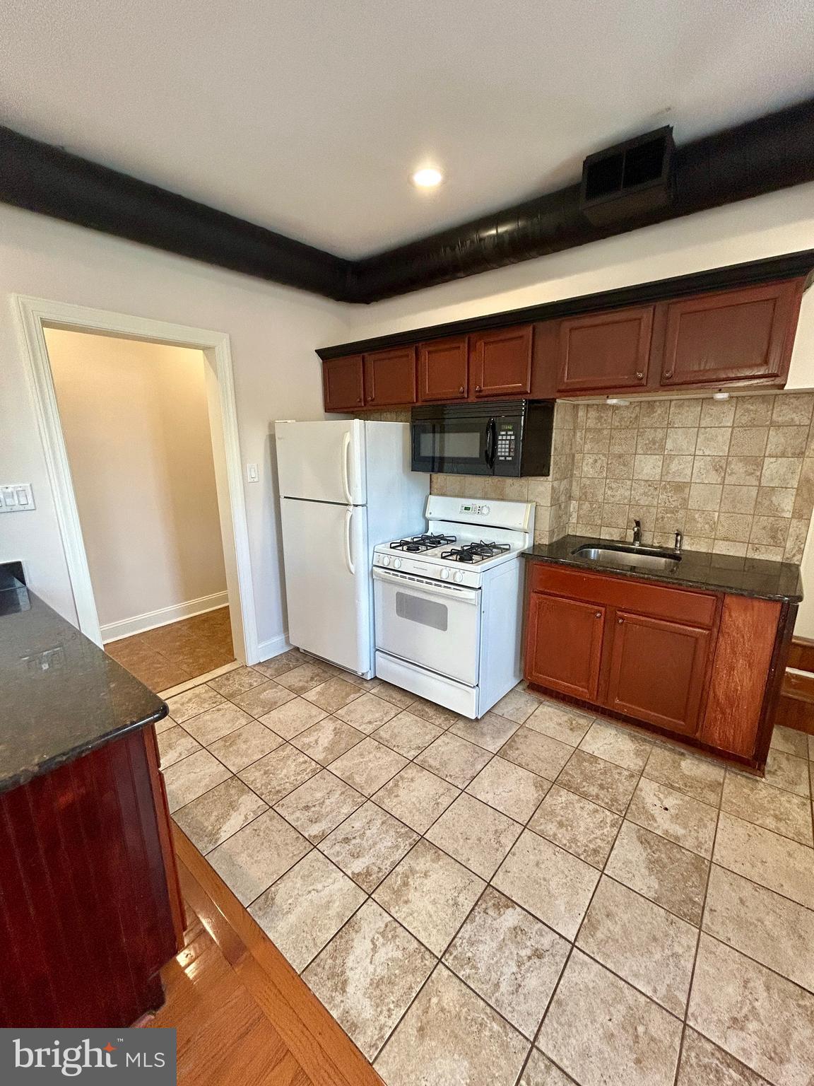 CONSHOHOCKEN - Residential Lease