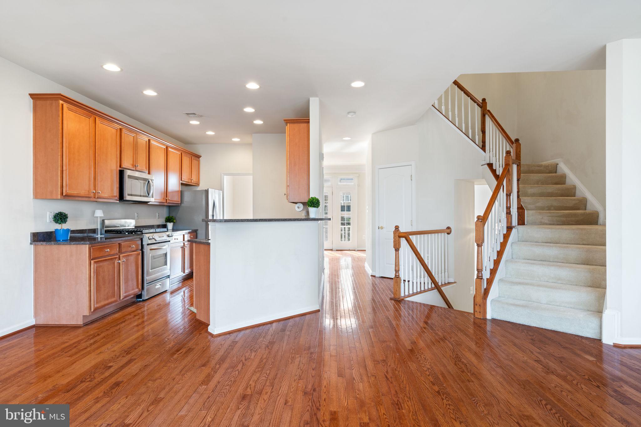 MANASSAS PARK STATION - Residential