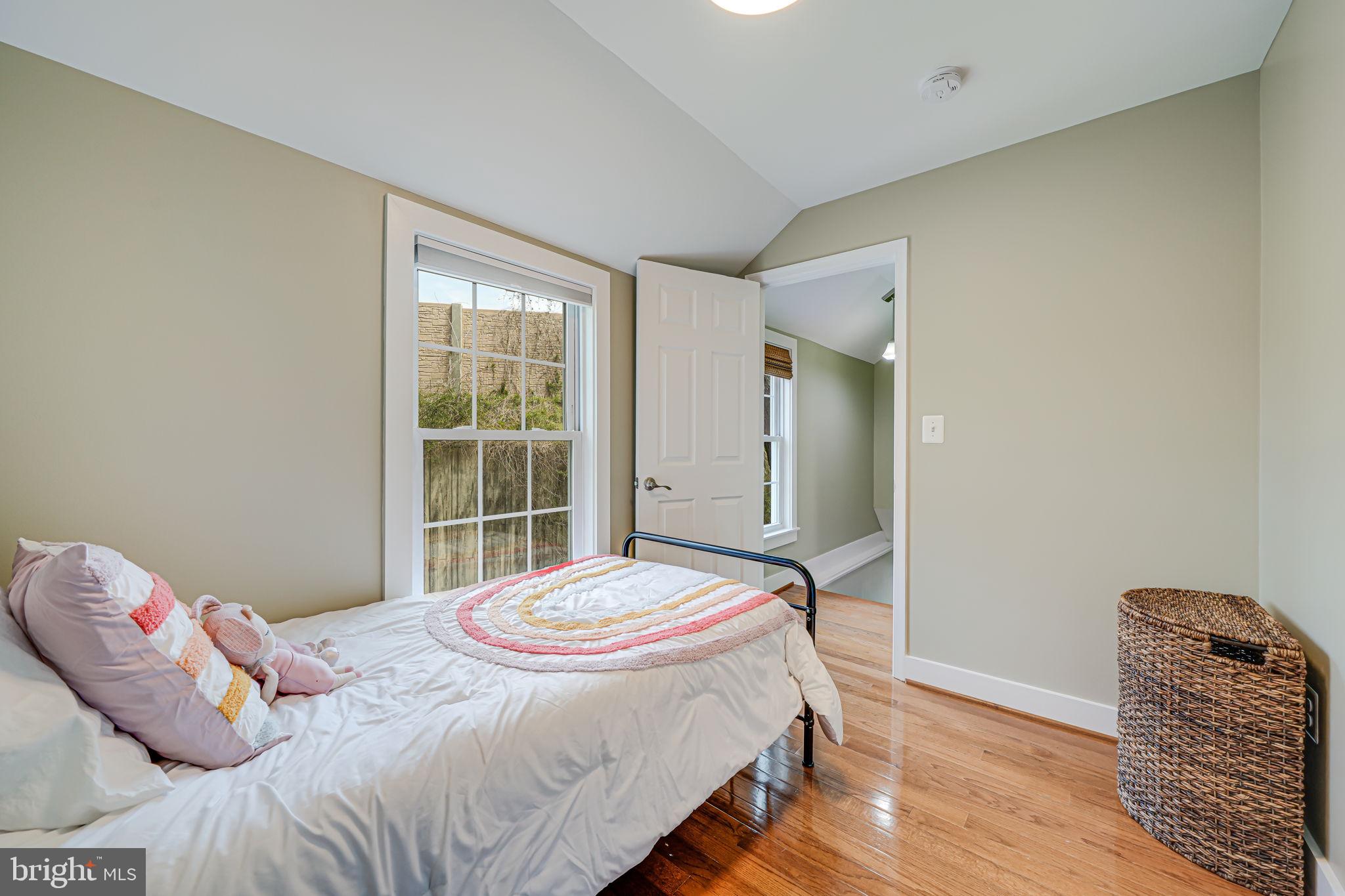 BERKSHIRE OAKWOOD - Residential