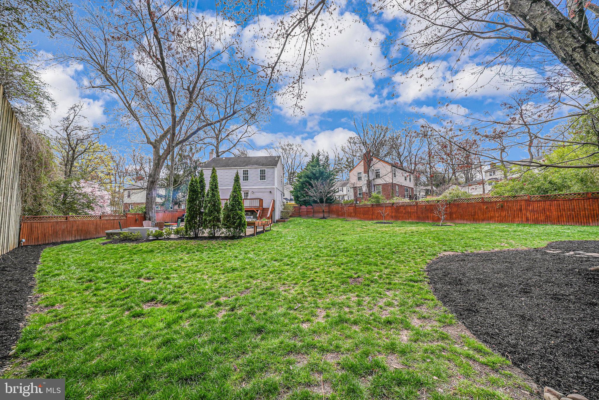 BERKSHIRE OAKWOOD - Residential