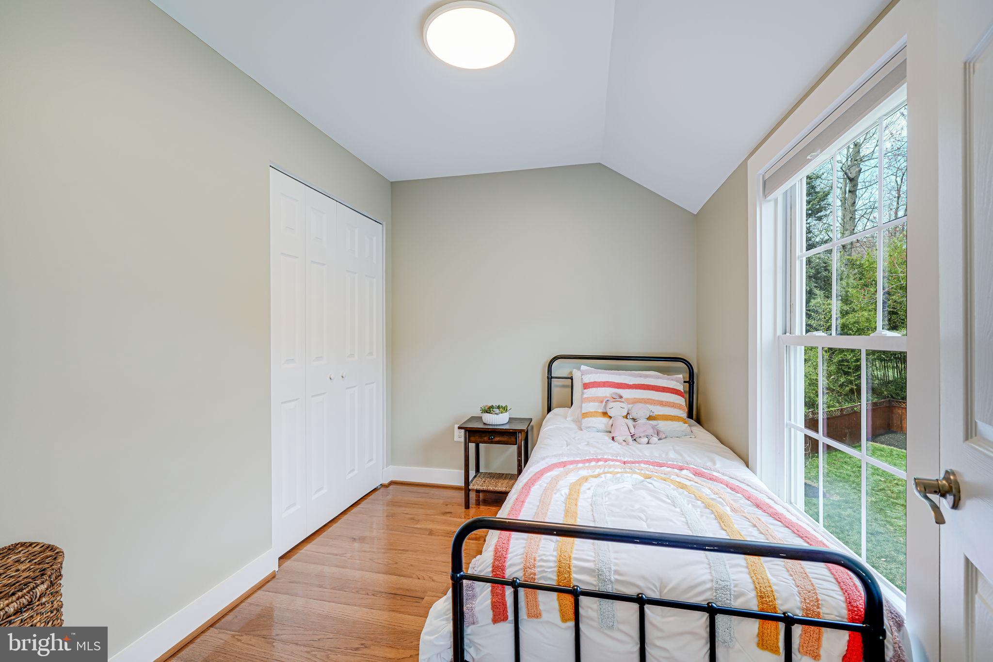 BERKSHIRE OAKWOOD - Residential