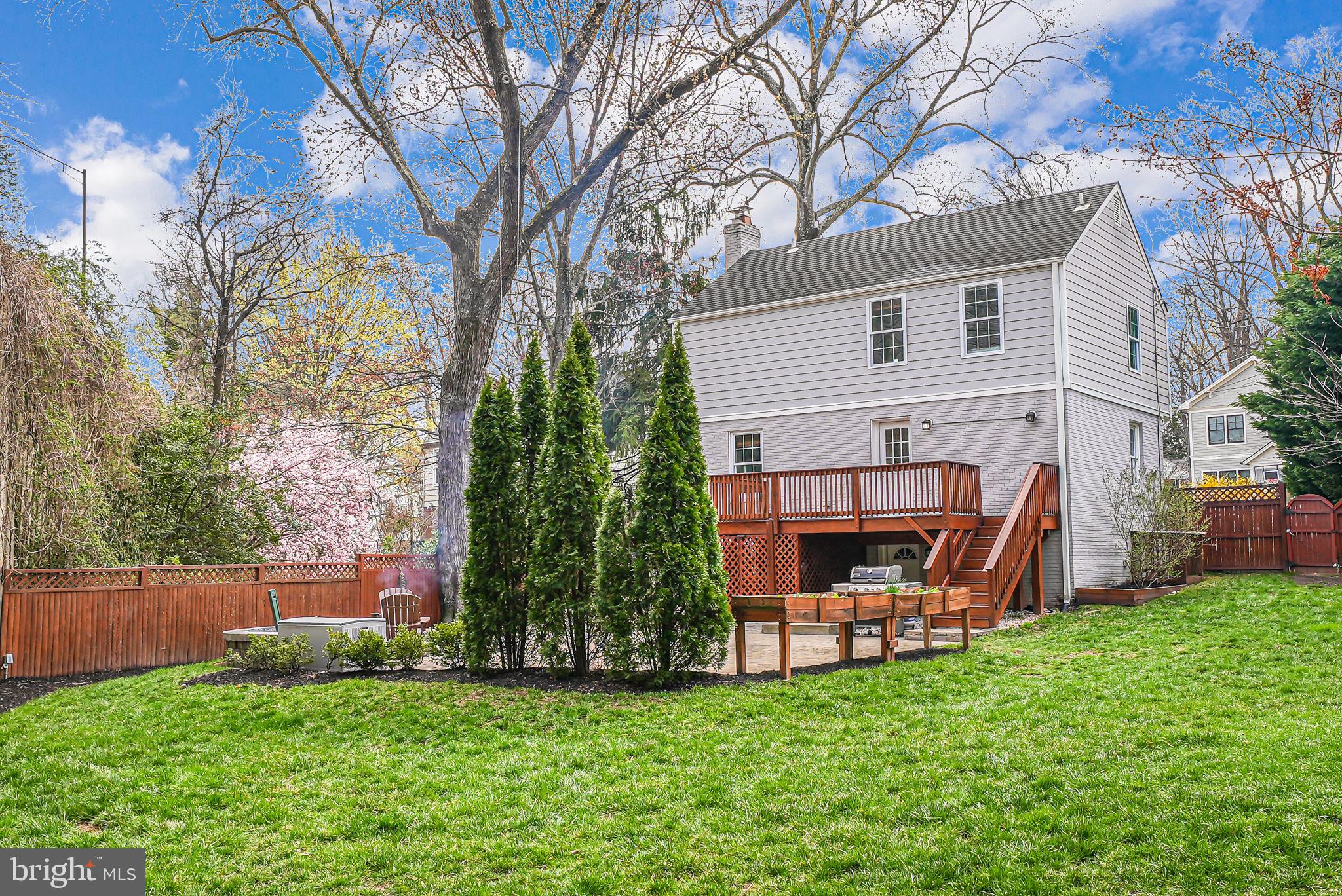 BERKSHIRE OAKWOOD - Residential