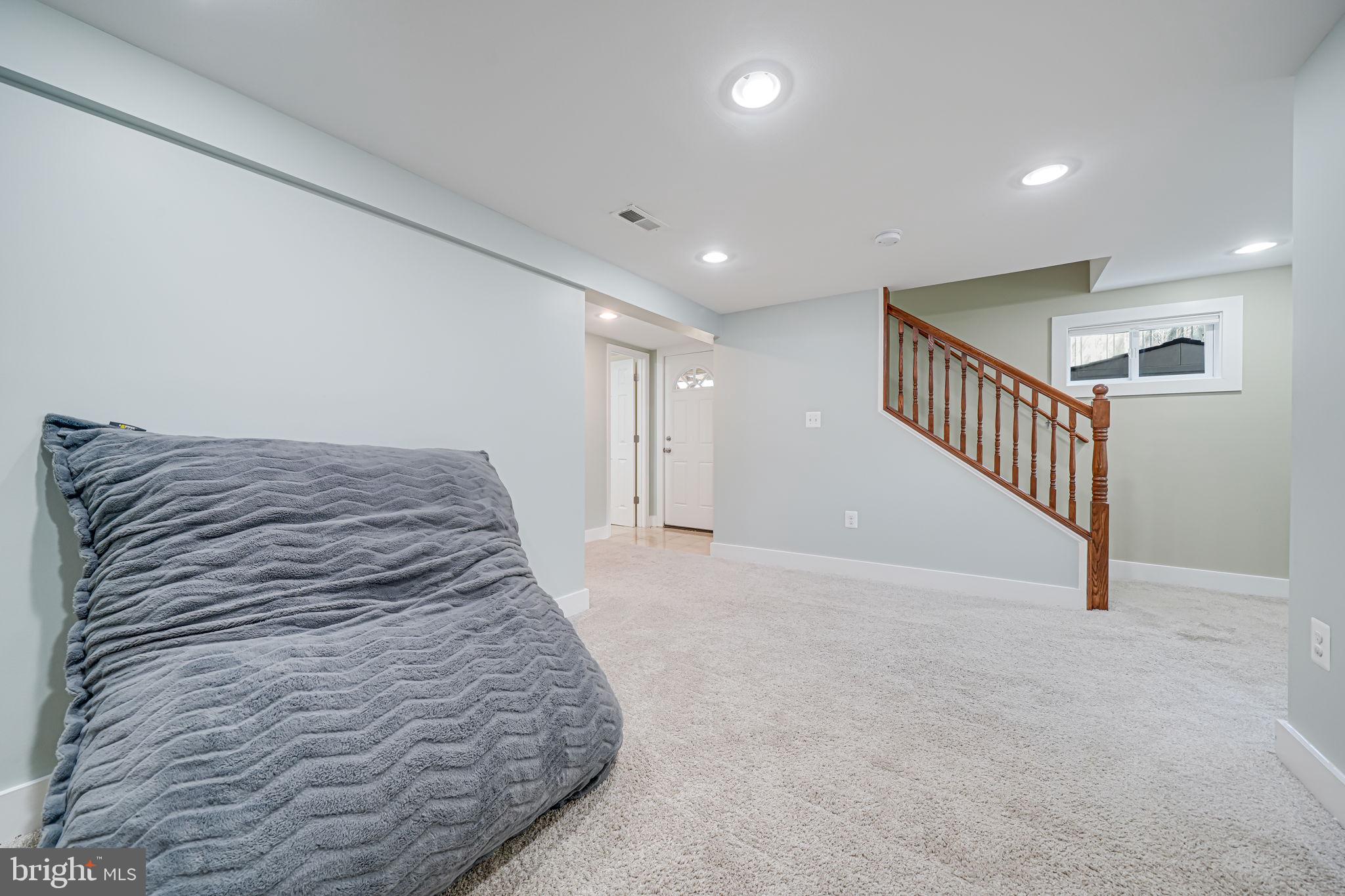 BERKSHIRE OAKWOOD - Residential