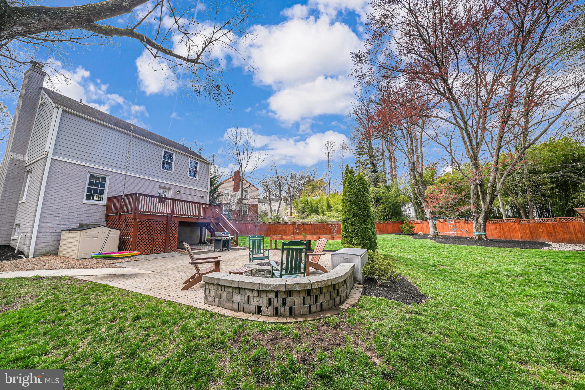 BERKSHIRE OAKWOOD - Residential