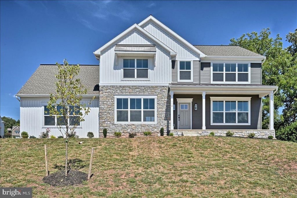 Photo of 114 E VALLEY RD, DENVER, PA 17517 (MLS # PALA2030818)