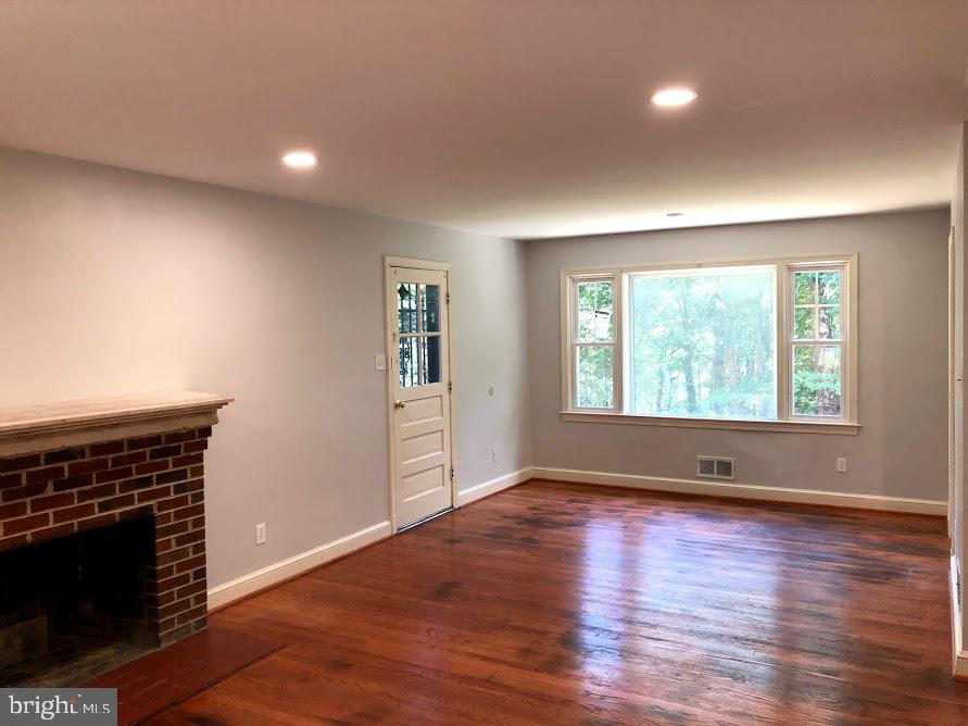 MARTINS WOODS - Residential Lease