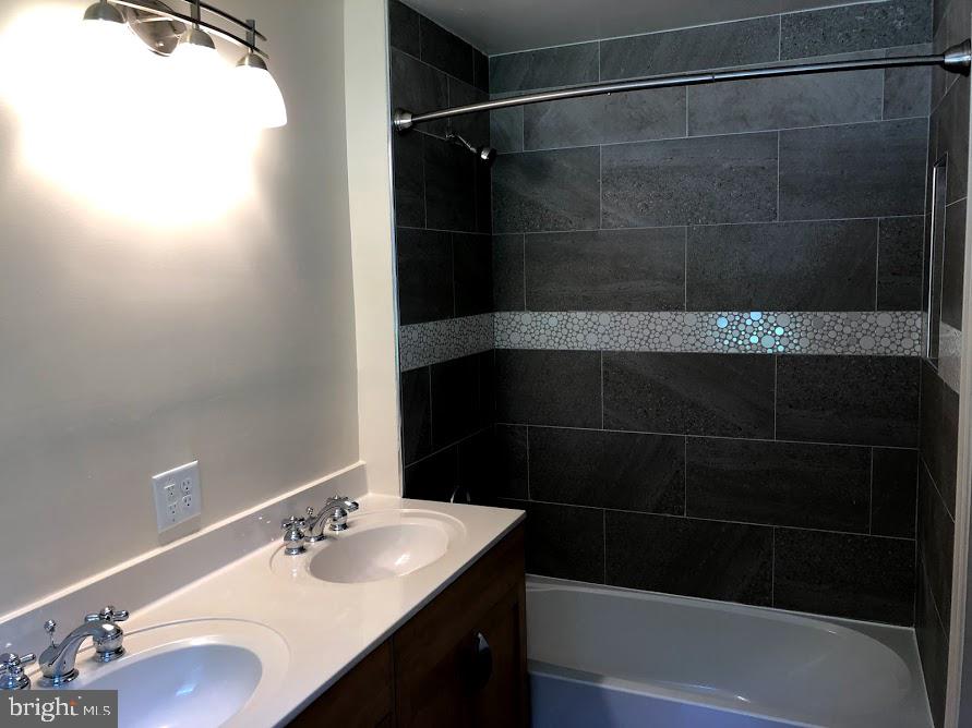 MARTINS WOODS - Residential Lease