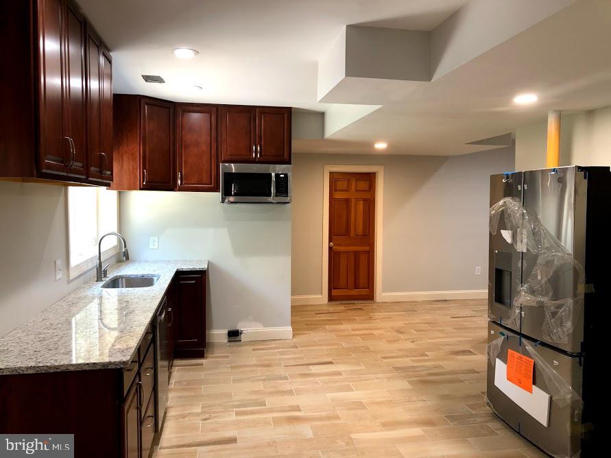 MARTINS WOODS - Residential Lease