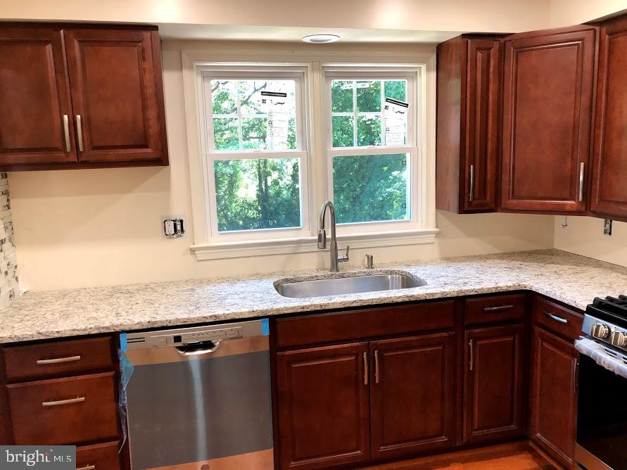 MARTINS WOODS - Residential Lease