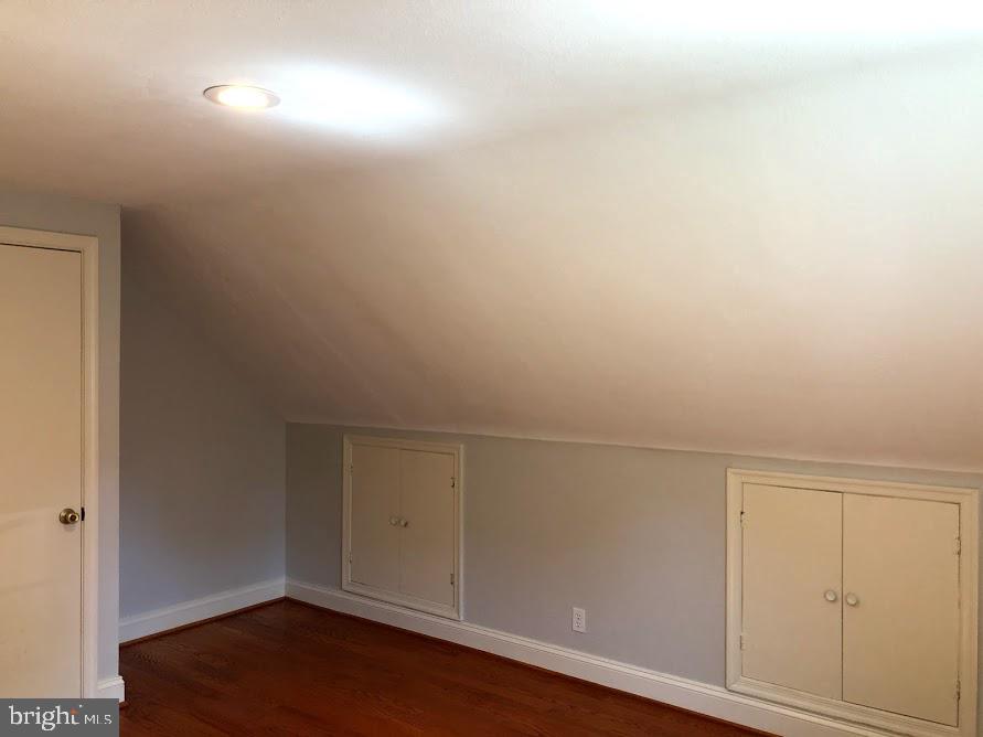 MARTINS WOODS - Residential Lease