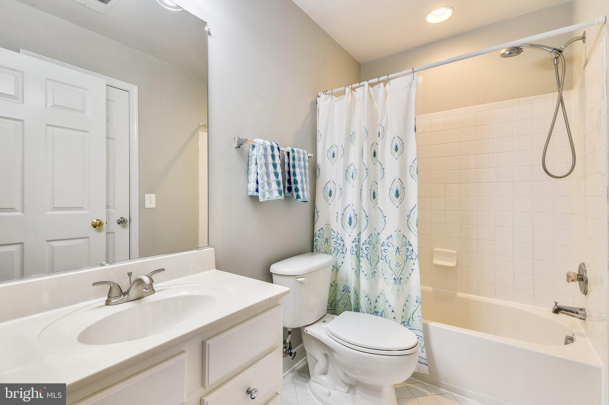 FAIRCREST NORTH - Residential