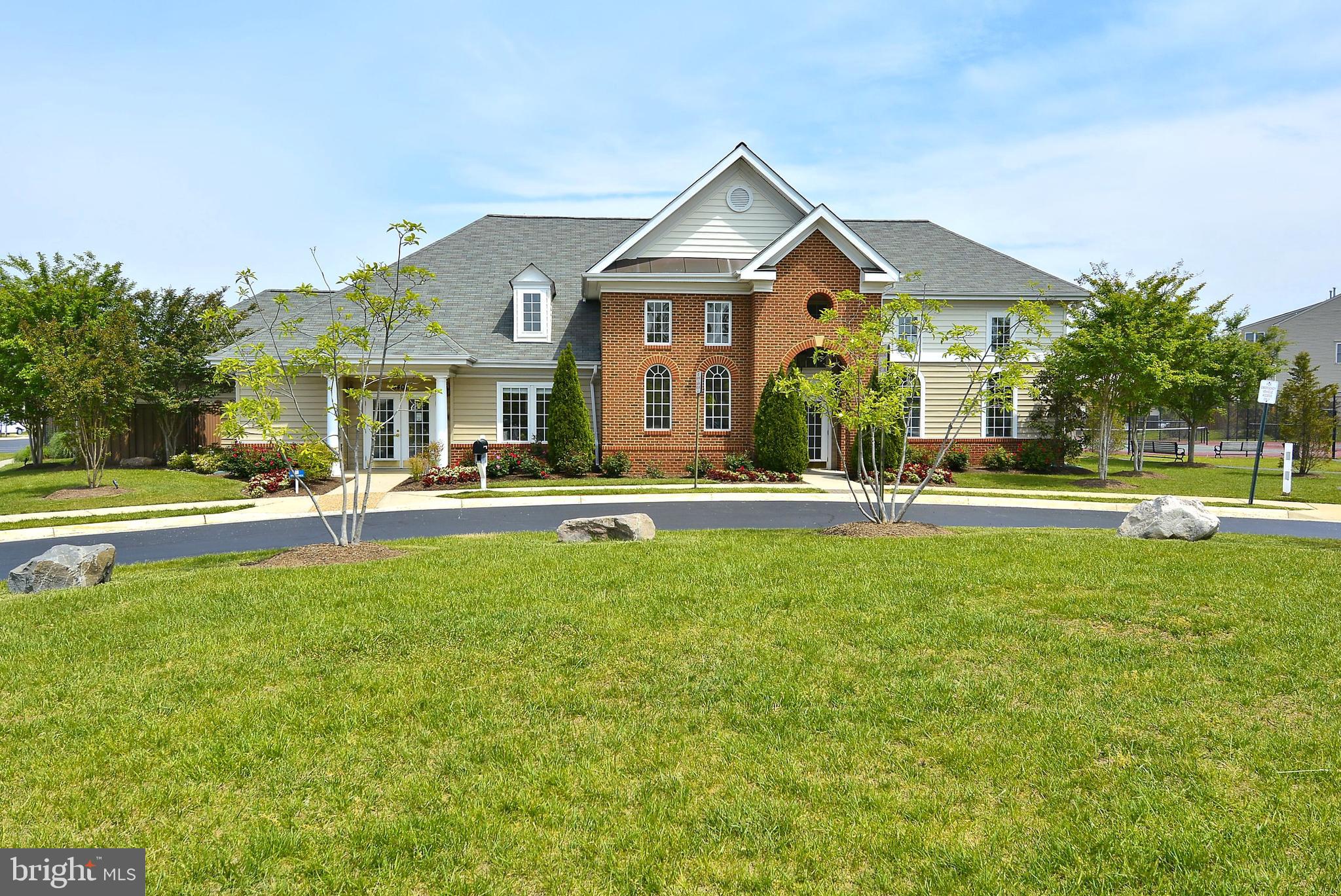 FAIRCREST NORTH - Residential