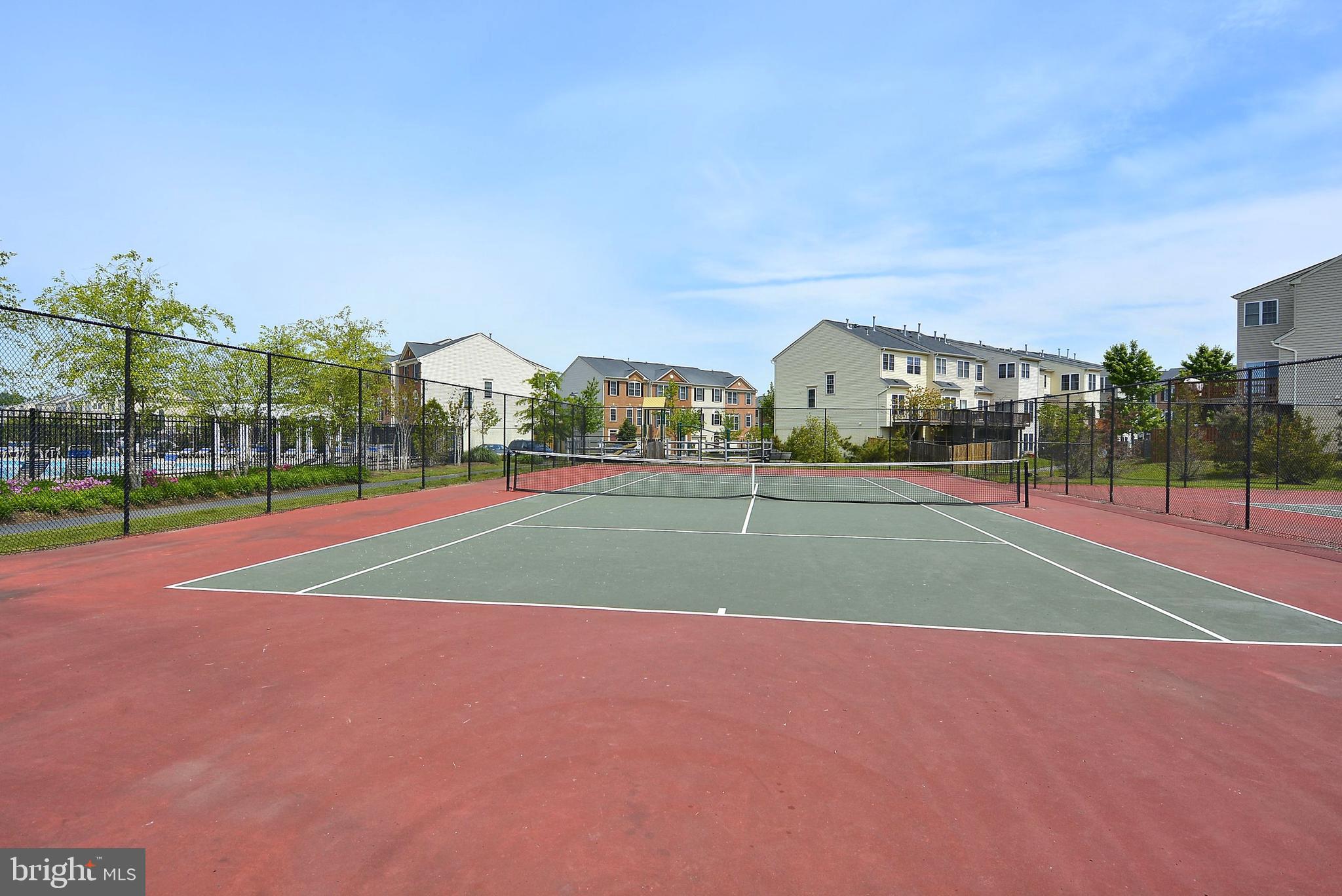 FAIRCREST NORTH - Residential