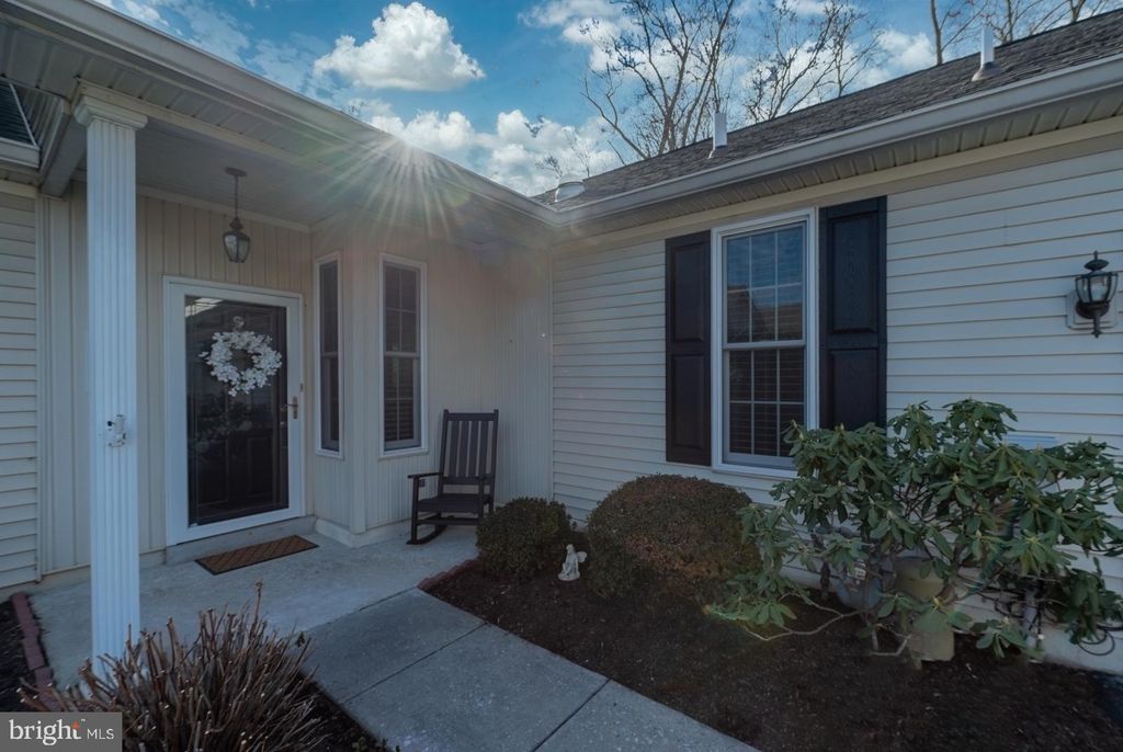 Photo of 21 Hunters Way, GLEN MILLS, PA 19342 (MLS # PADE2105686)