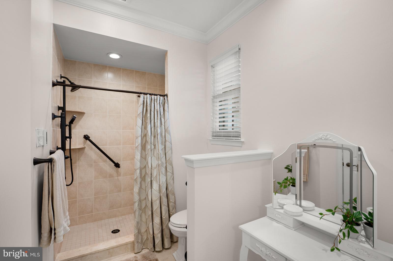 FOX HILL FARM - Residential