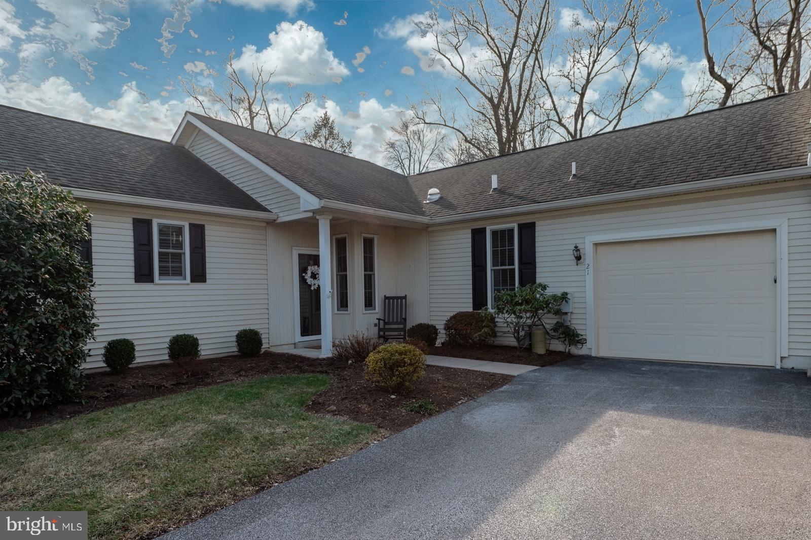 FOX HILL FARM - Residential