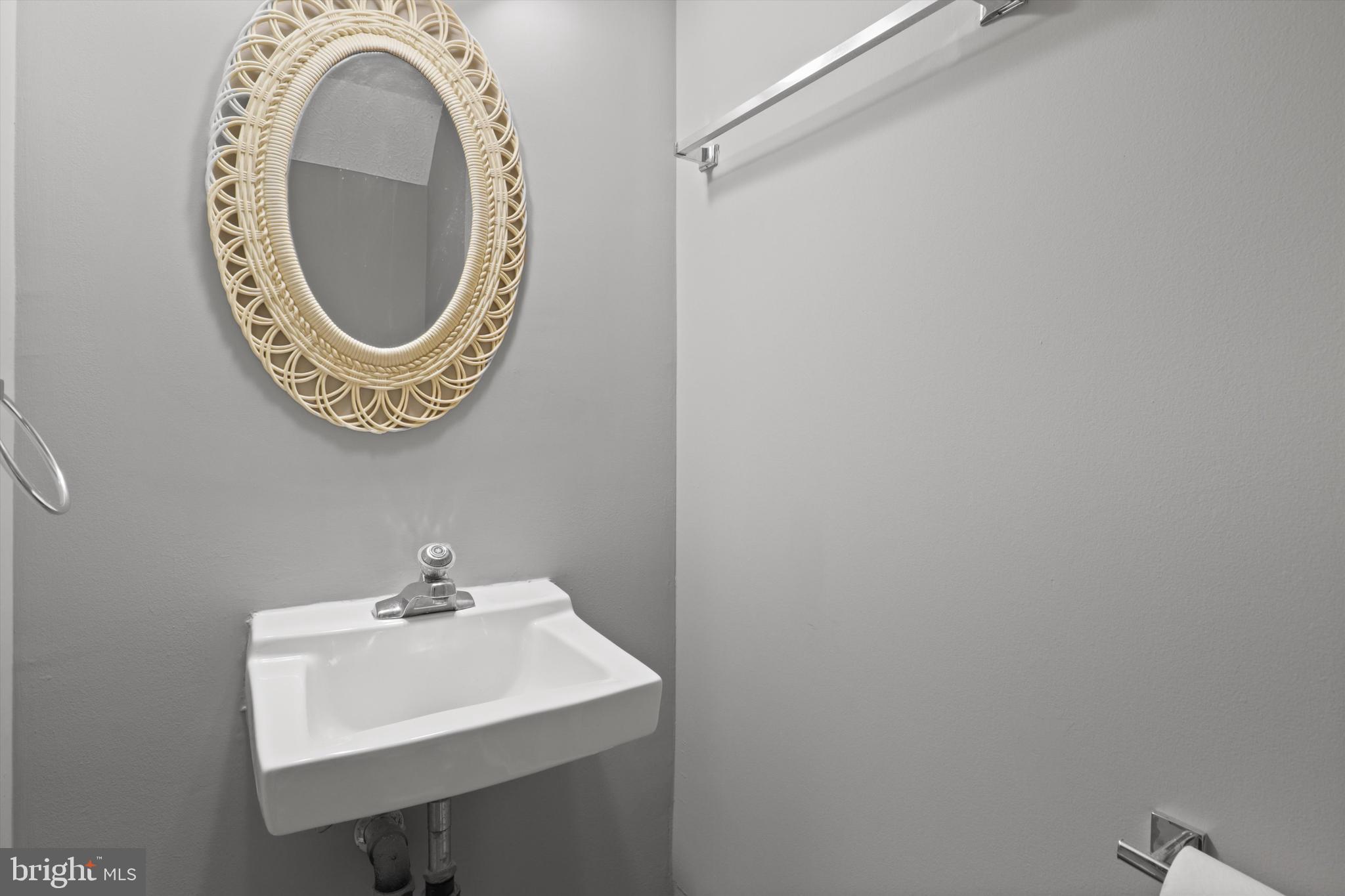 NEWINGTON FOREST - Residential Lease