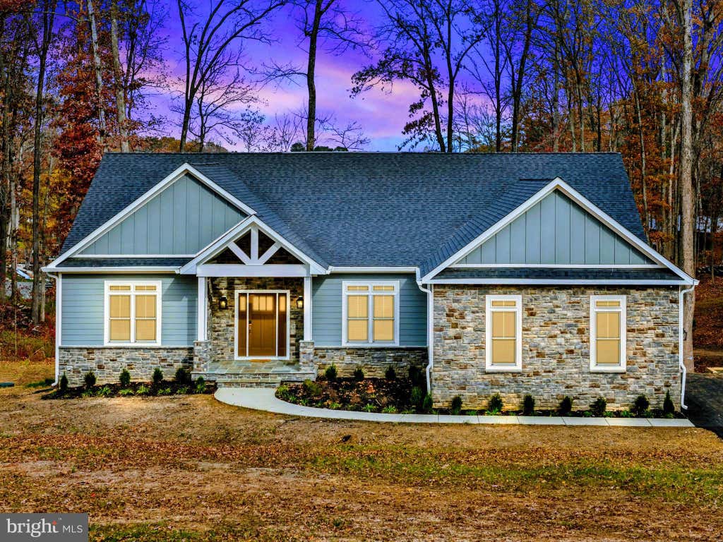 Photo of 140 Lighthouse Drive, BUMPASS, VA 23024 (MLS # VALA2010510)