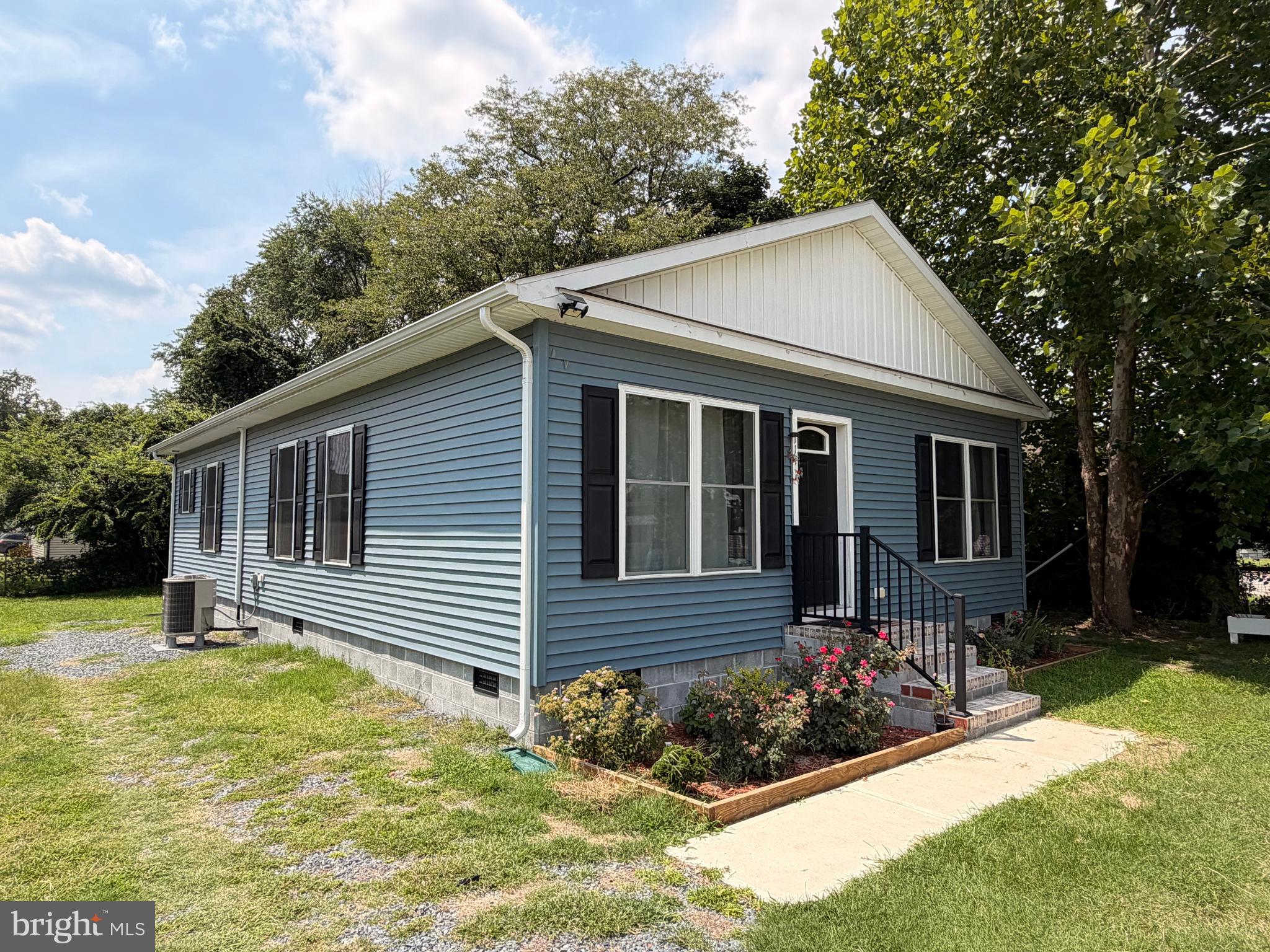 114 TILGHMAN STREET
