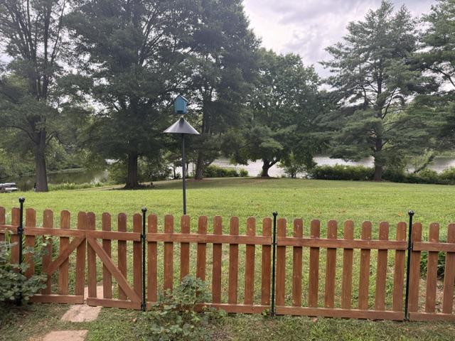 5546 KENDRICK LANE