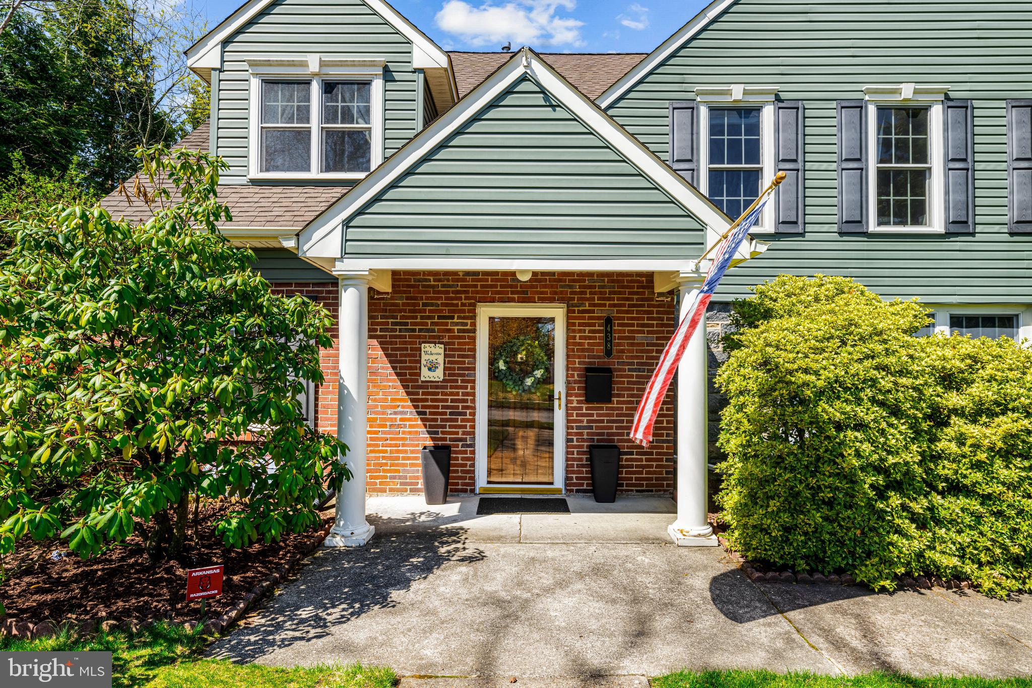 438 MANSFIELD AVENUE