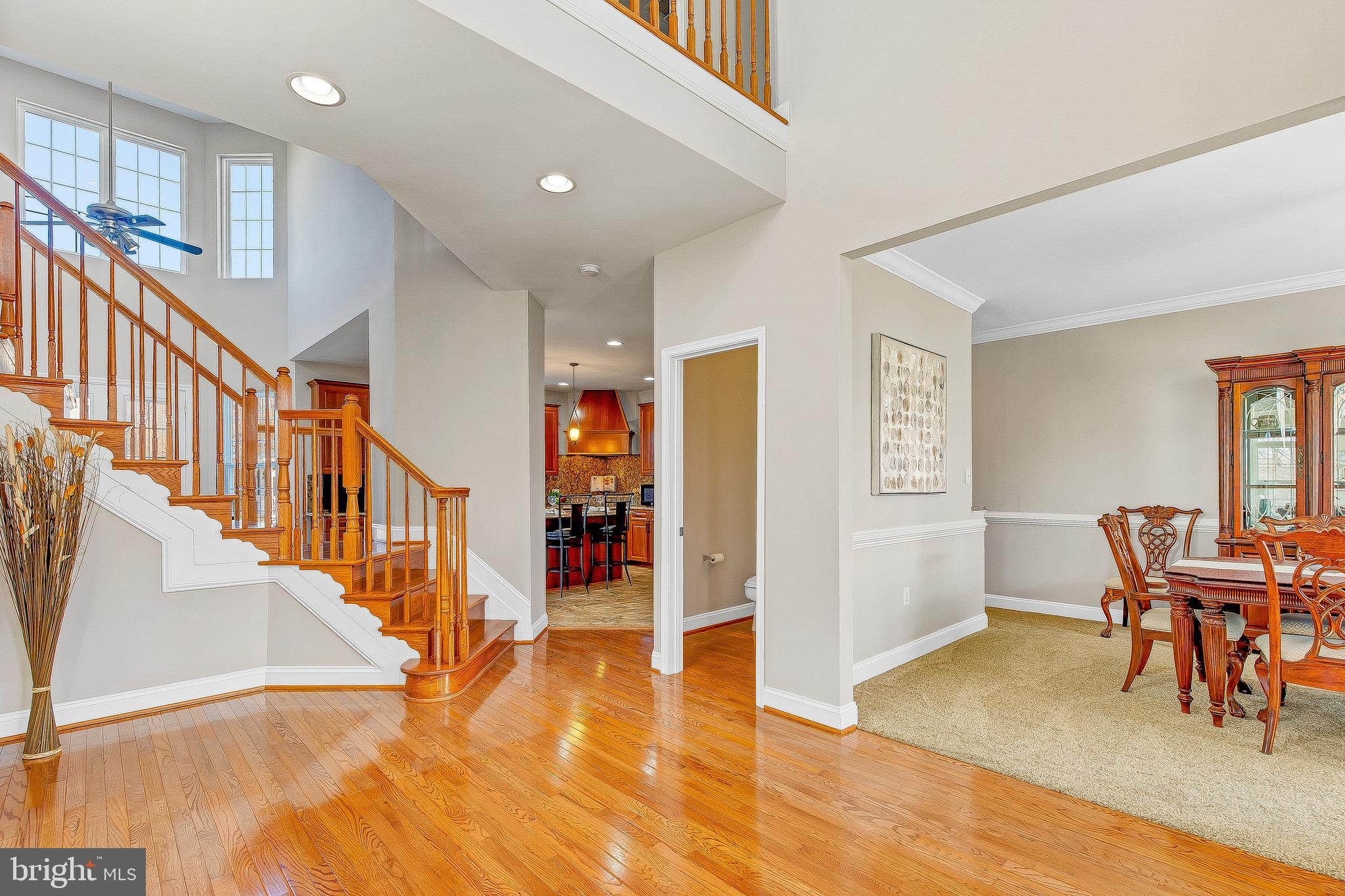 OAKWOOD MANOR - Residential