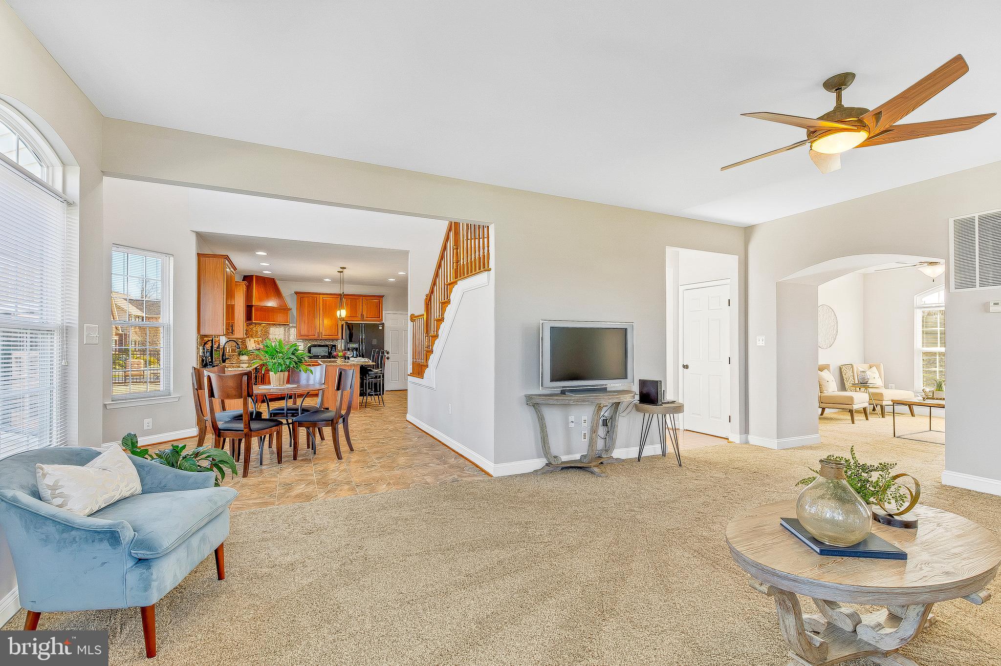 OAKWOOD MANOR - Residential