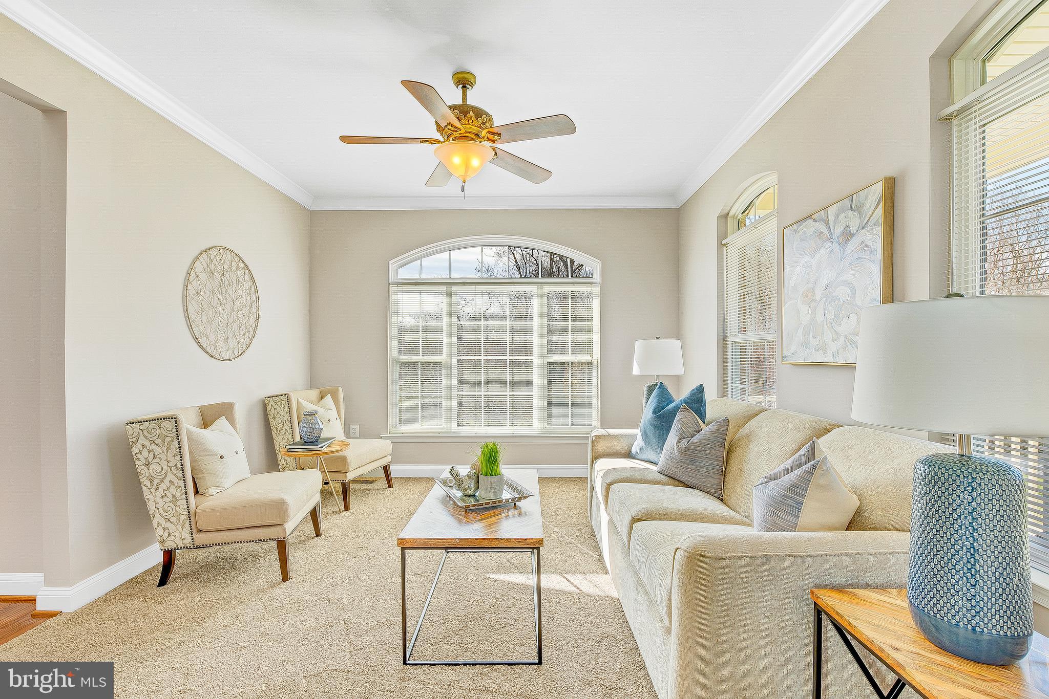 OAKWOOD MANOR - Residential