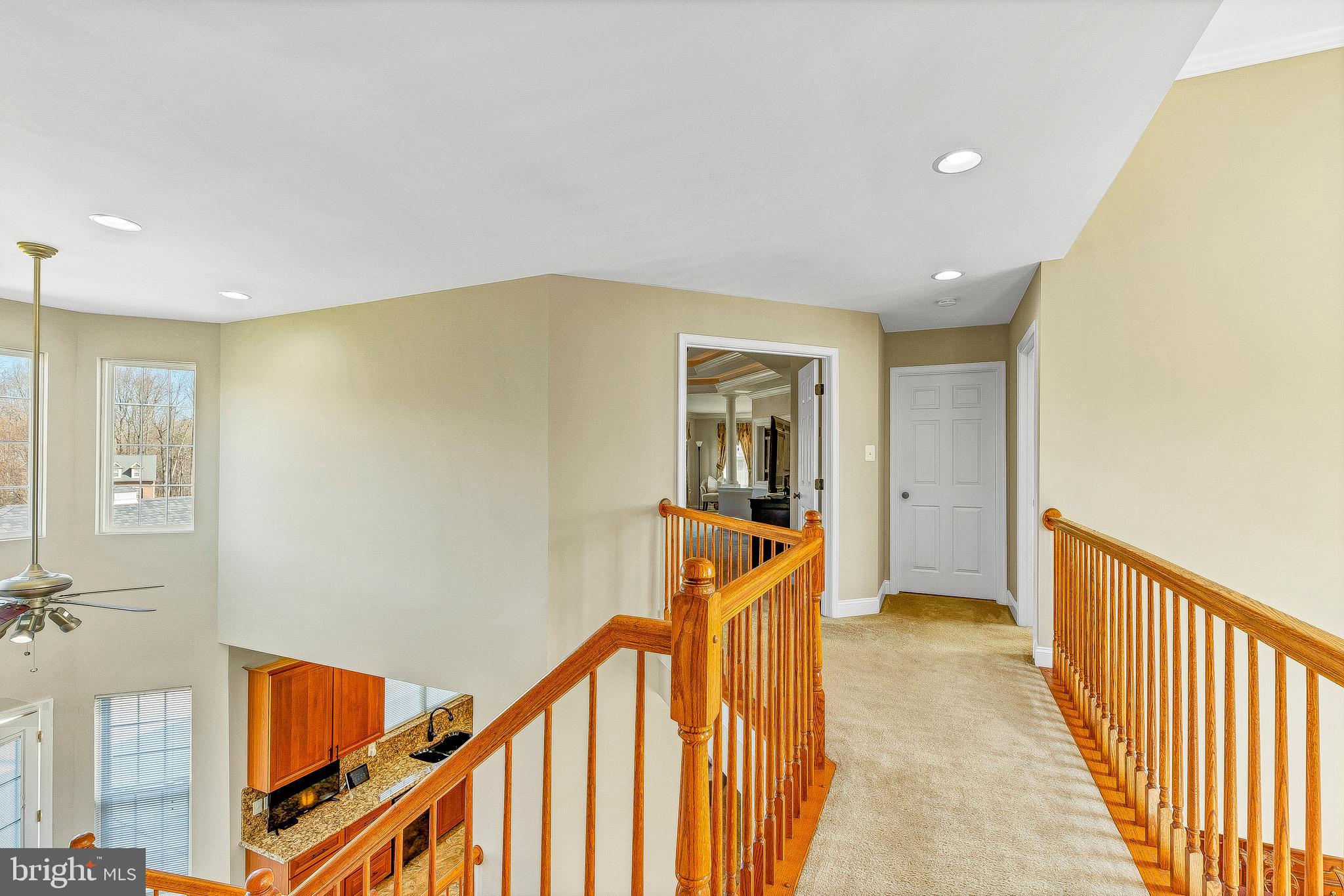 OAKWOOD MANOR - Residential