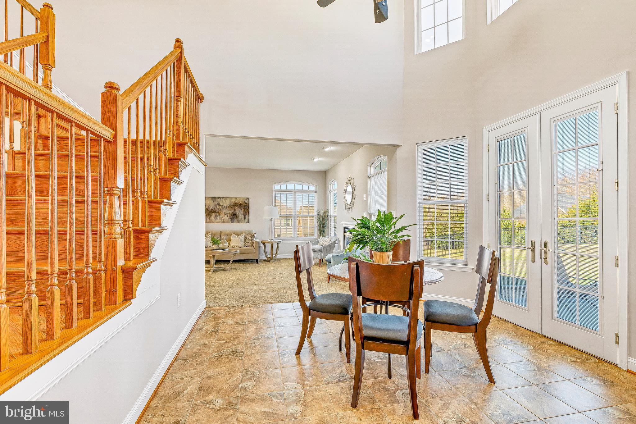 OAKWOOD MANOR - Residential