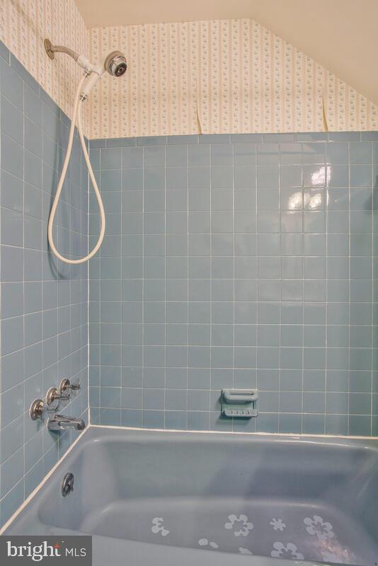 MARLTON - Residential