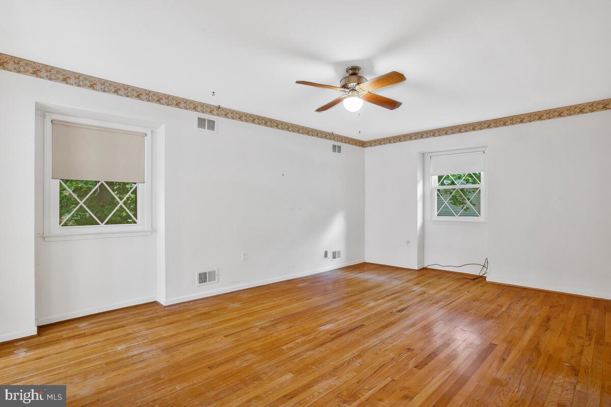 MARLTON - Residential