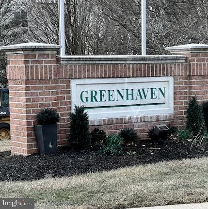 GREENHAVEN - Residential