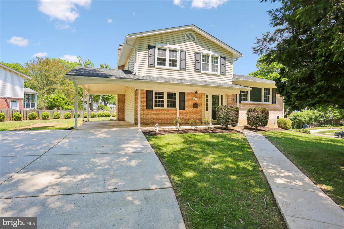 5401 AMBERWOOD LANE