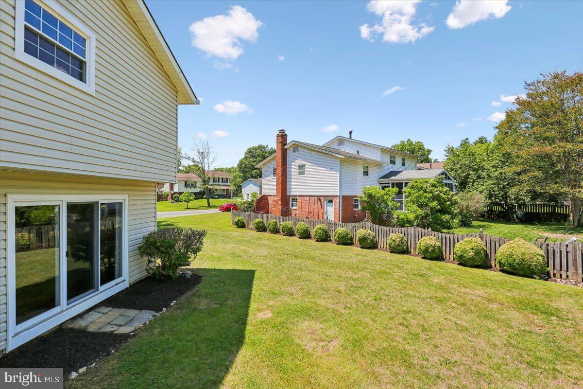 ROCK CREEK MANOR - Residential