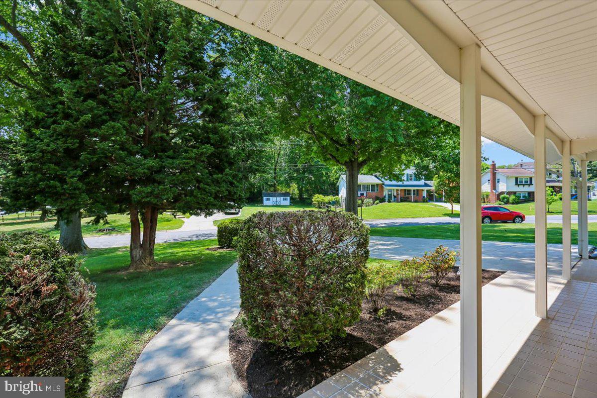 ROCK CREEK MANOR - Residential