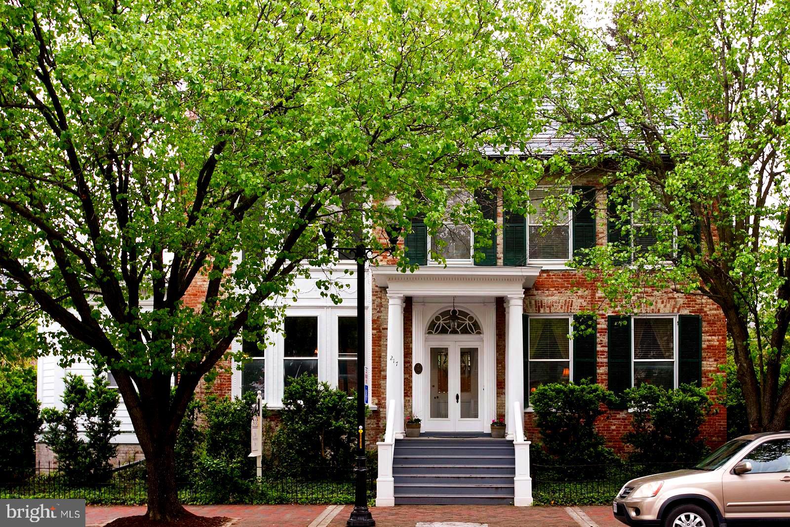 WINCHESTER HISTORIC DISTRICT - Residential