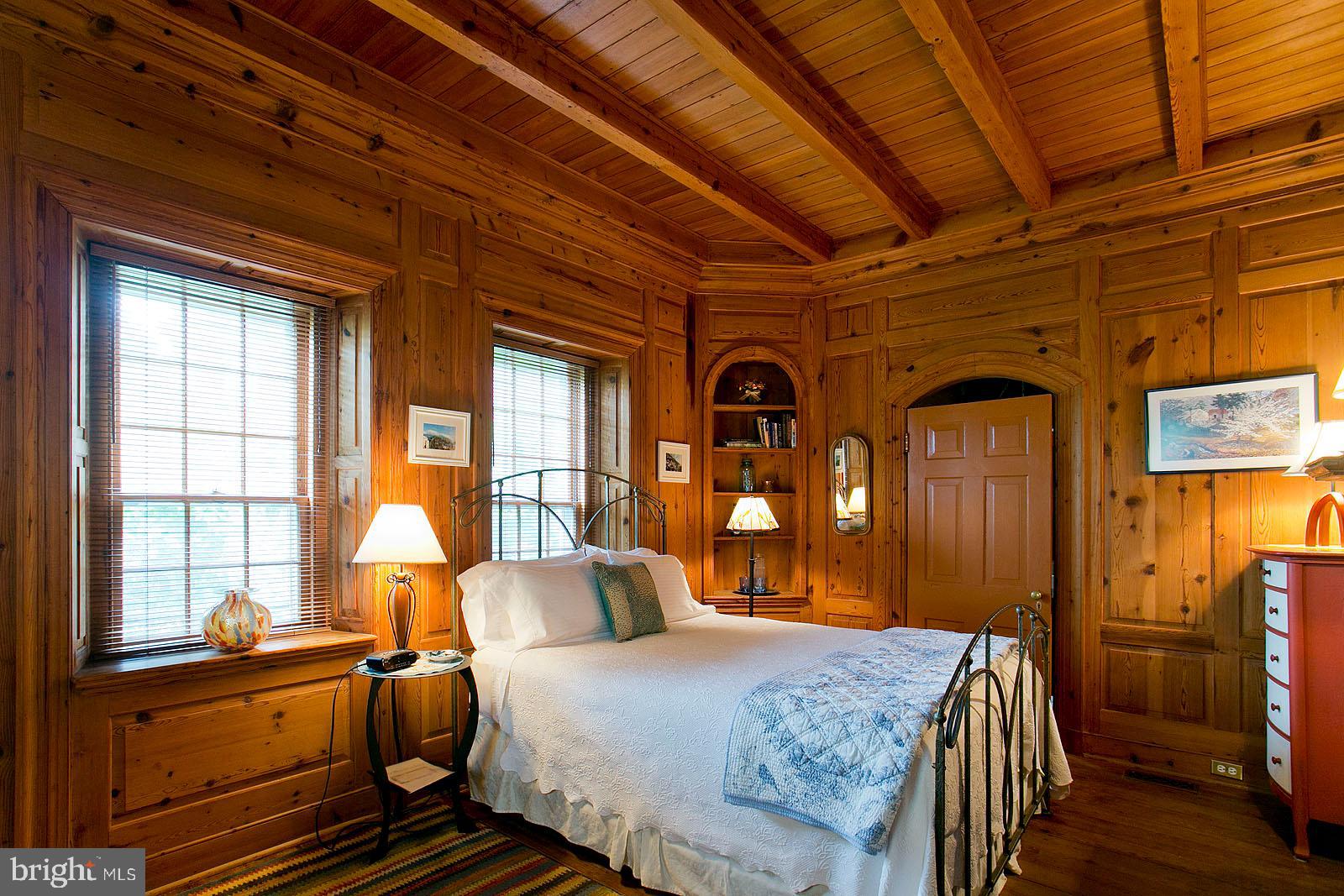 WINCHESTER HISTORIC DISTRICT - Residential