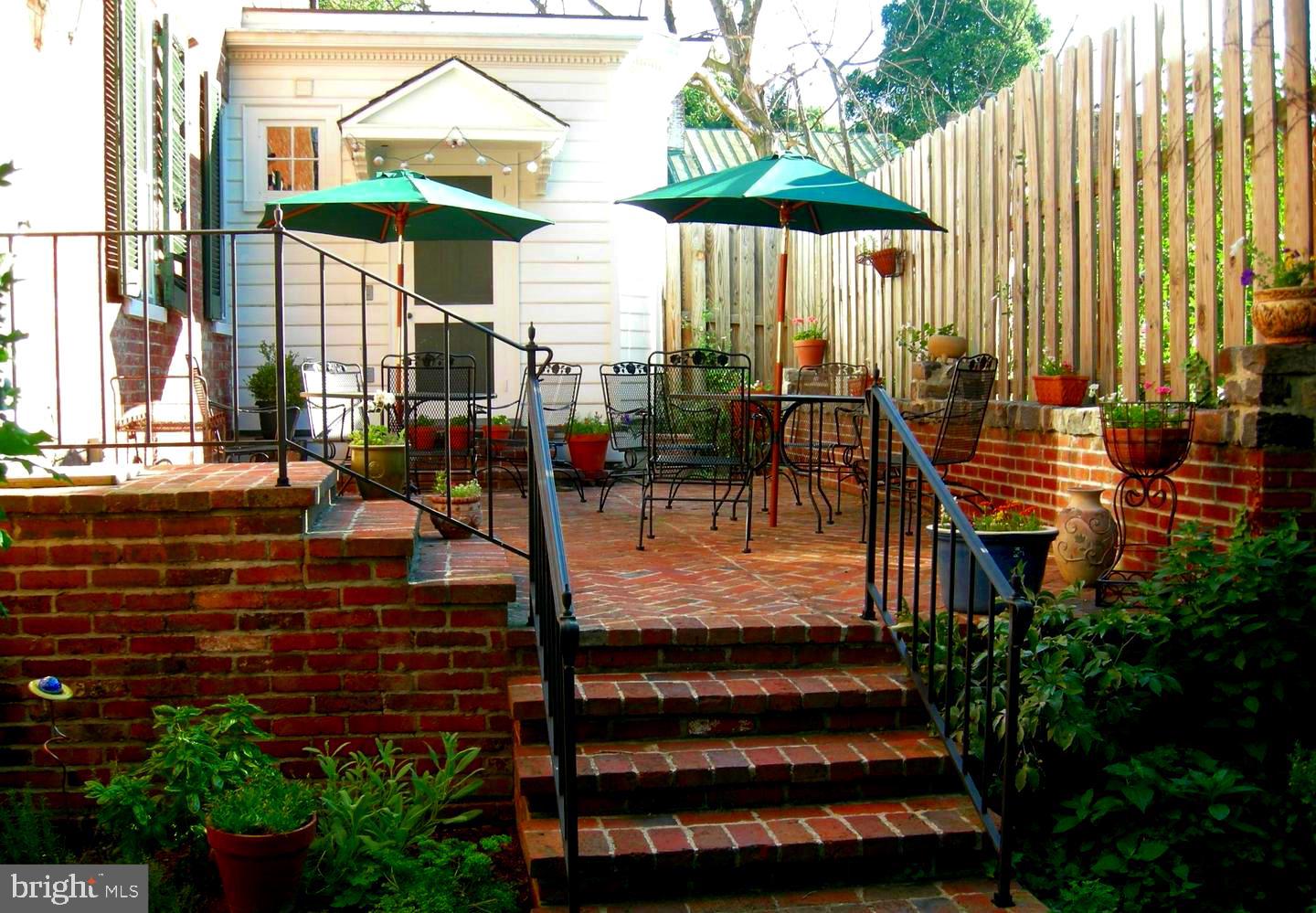 WINCHESTER HISTORIC DISTRICT - Residential