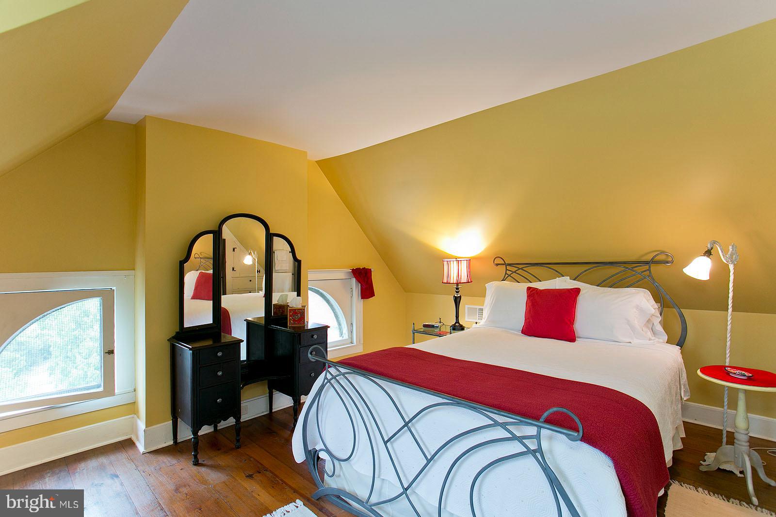 WINCHESTER HISTORIC DISTRICT - Residential