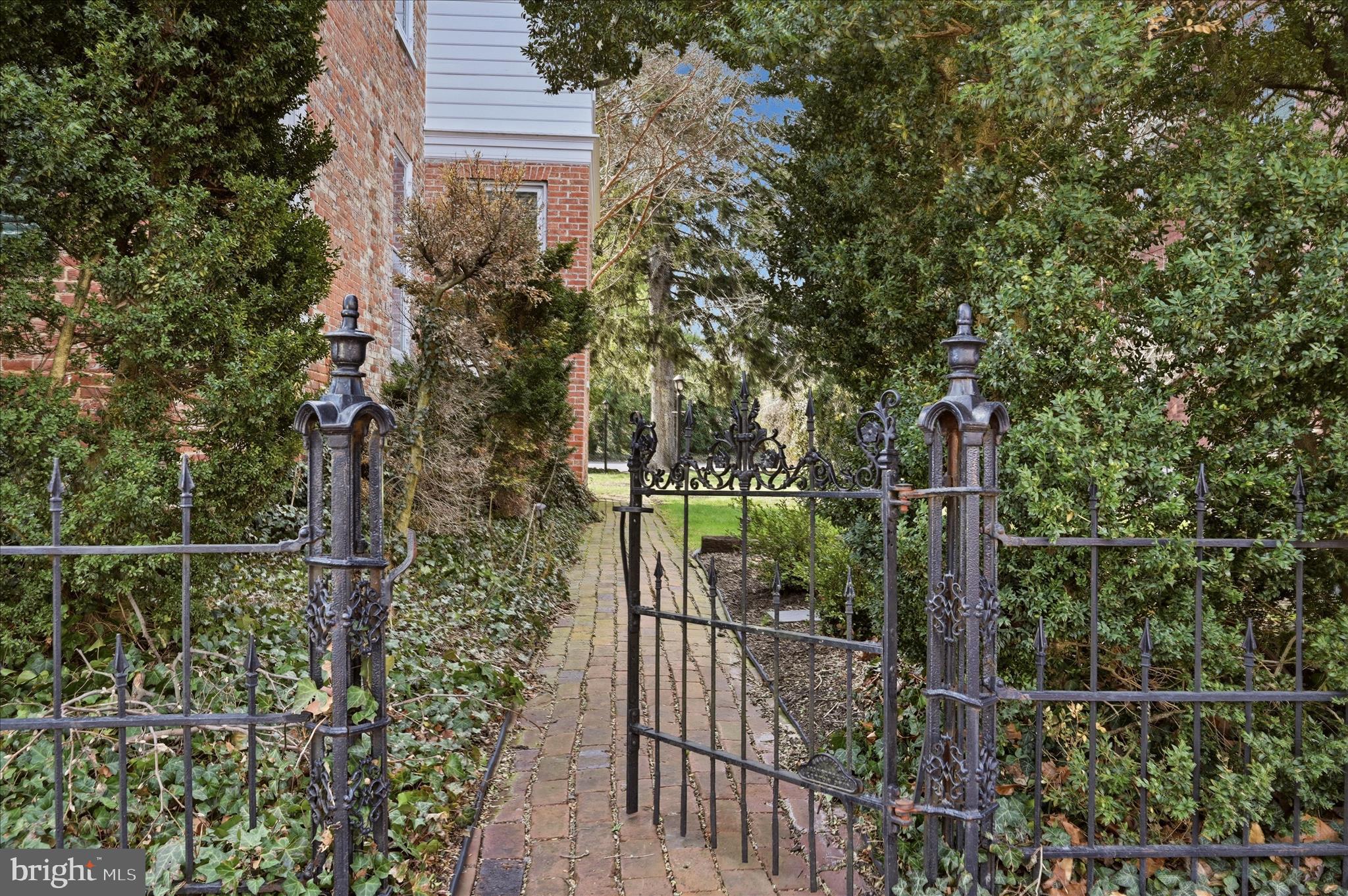 WINCHESTER HISTORIC DISTRICT - Residential