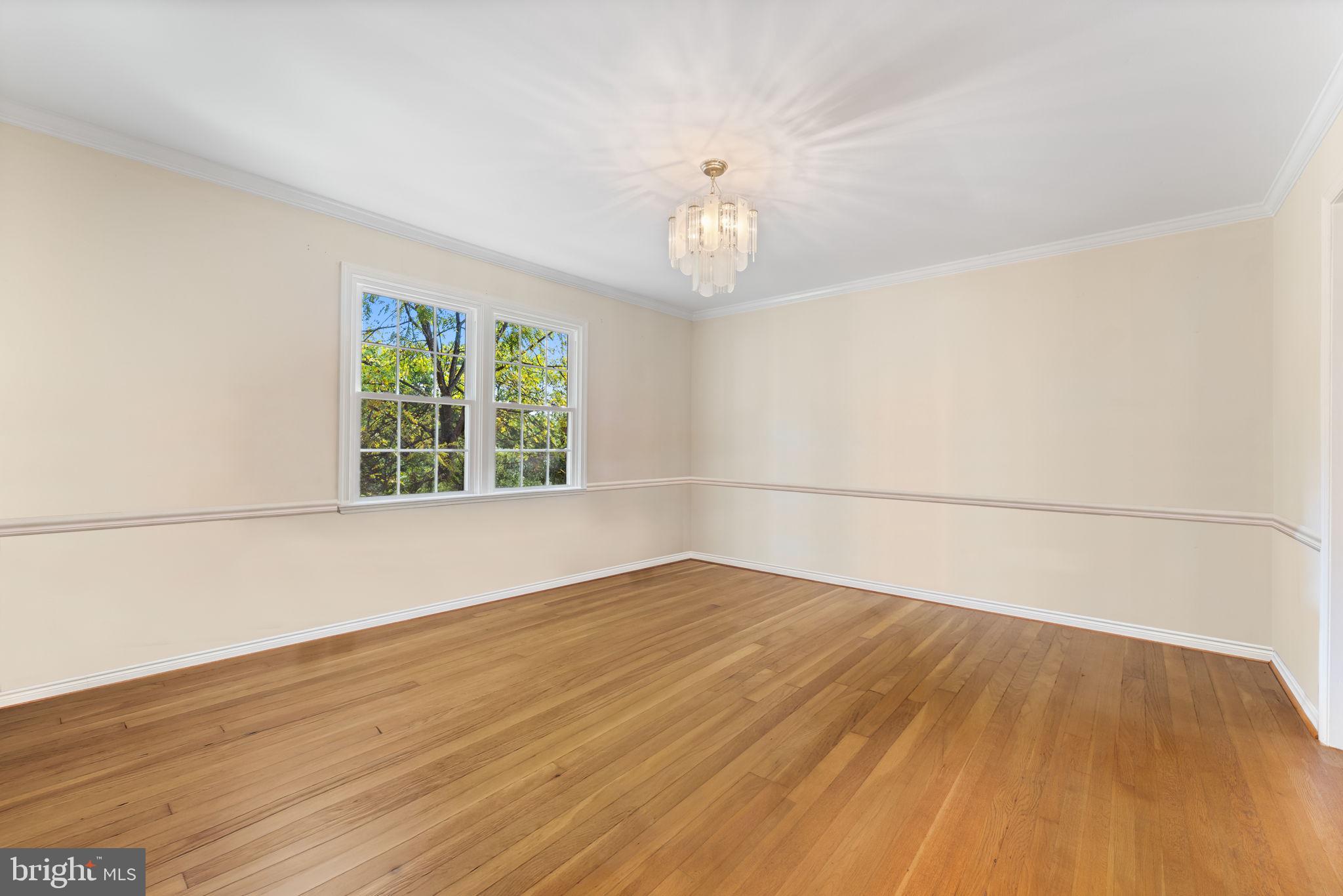 EAST GATE OF POTOMAC - Residential Lease