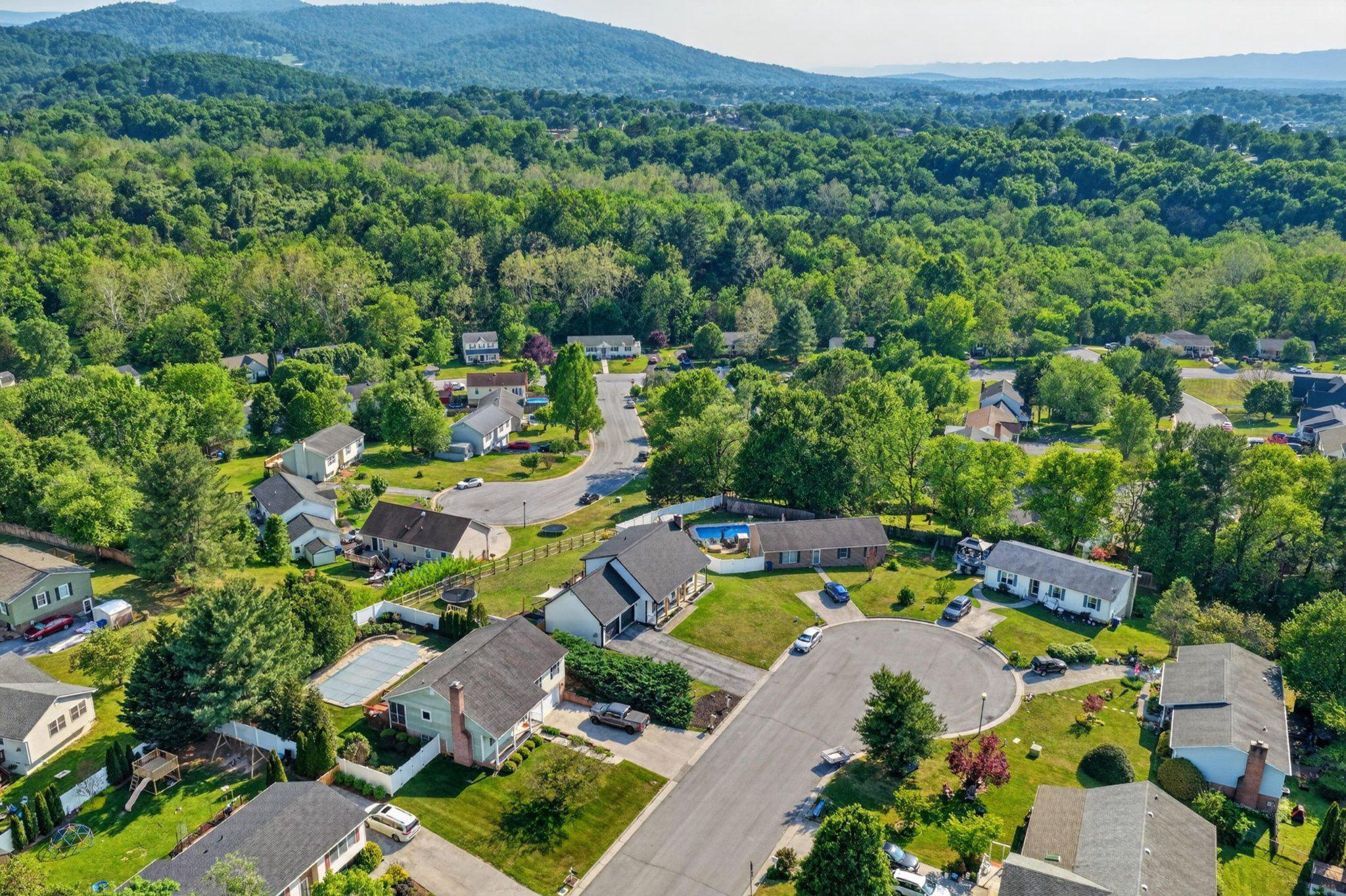 VAUGHT ESTATES - Residential