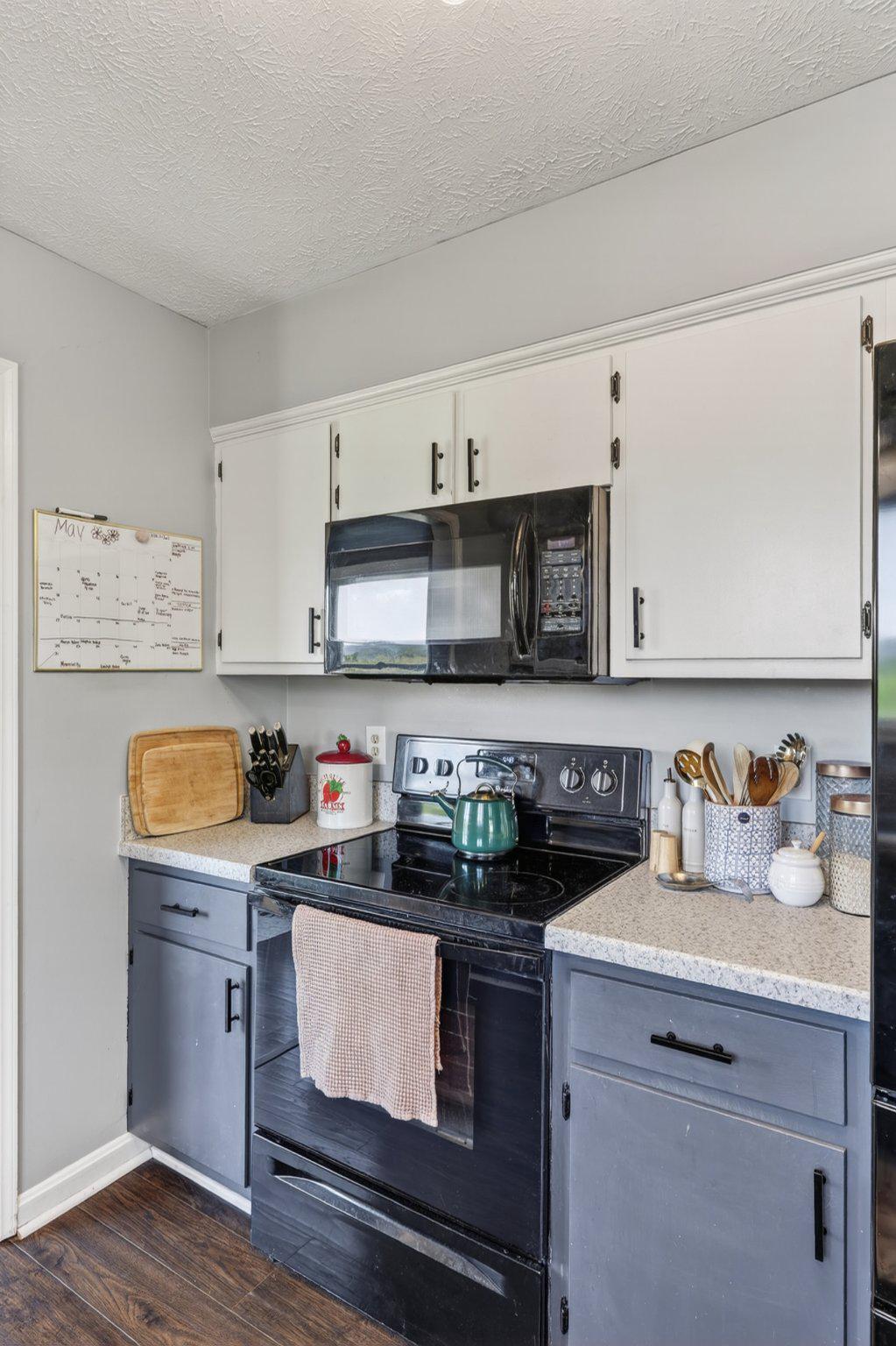 VAUGHT ESTATES - Residential