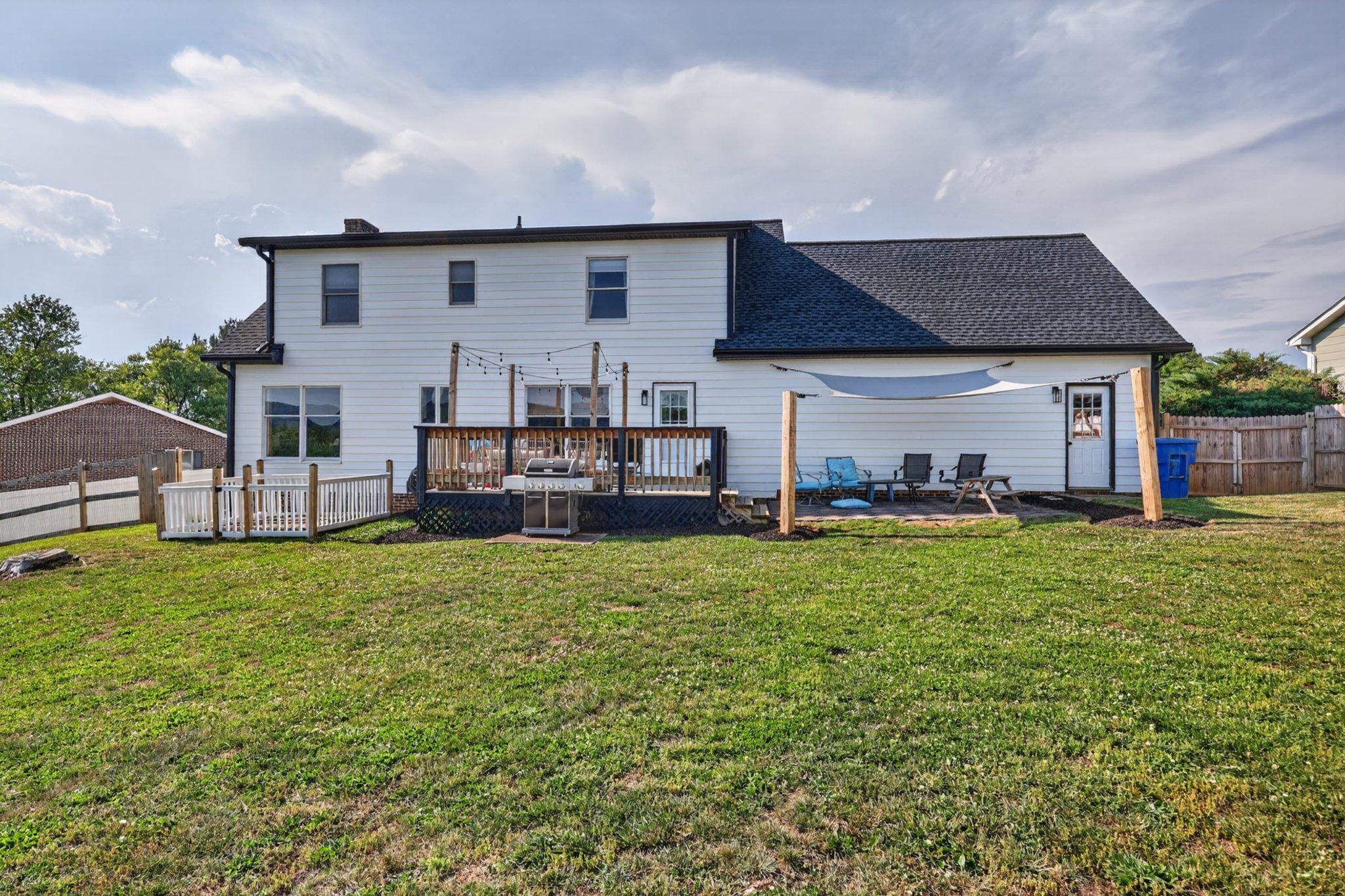 VAUGHT ESTATES - Residential