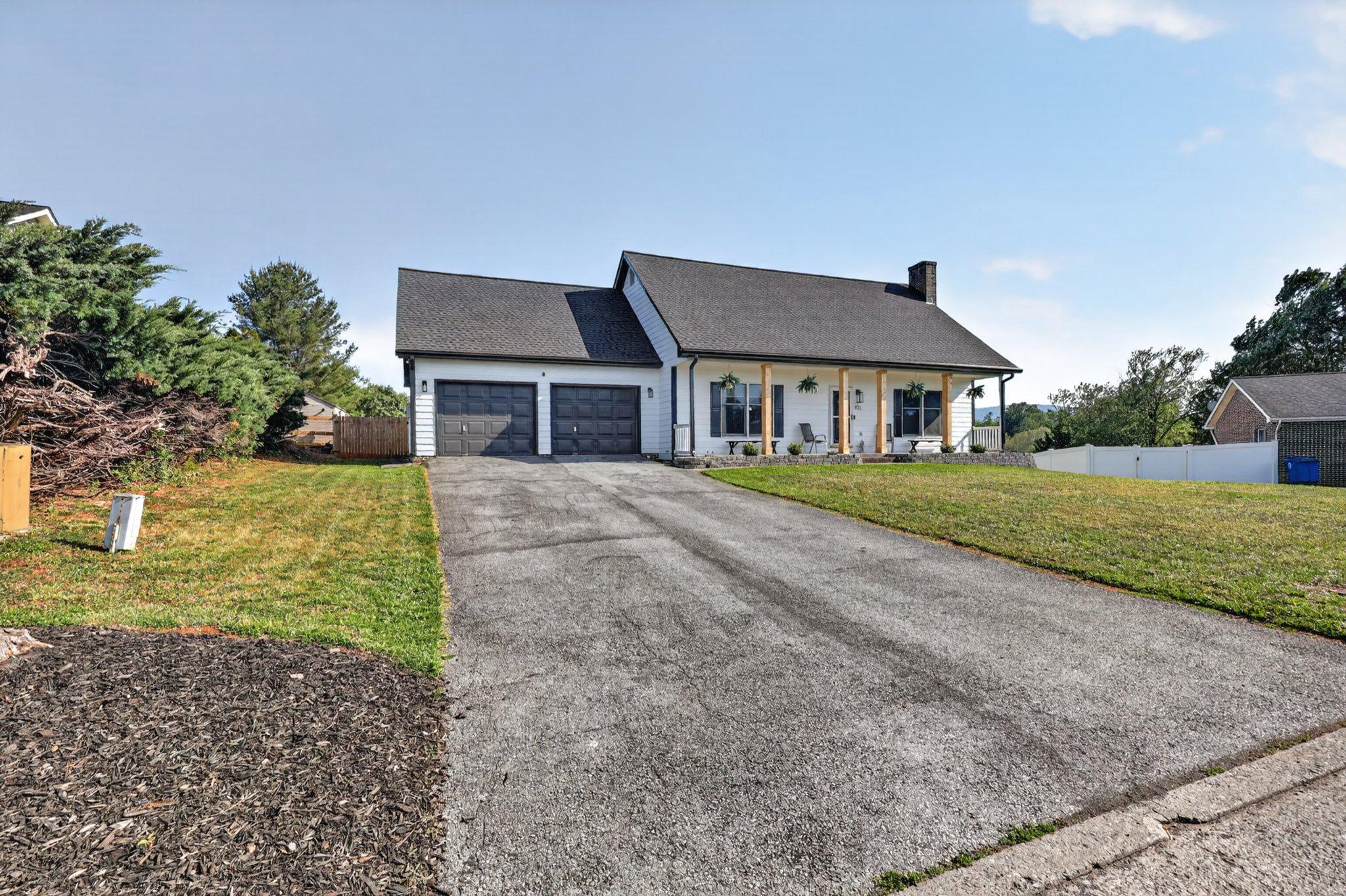 VAUGHT ESTATES - Residential